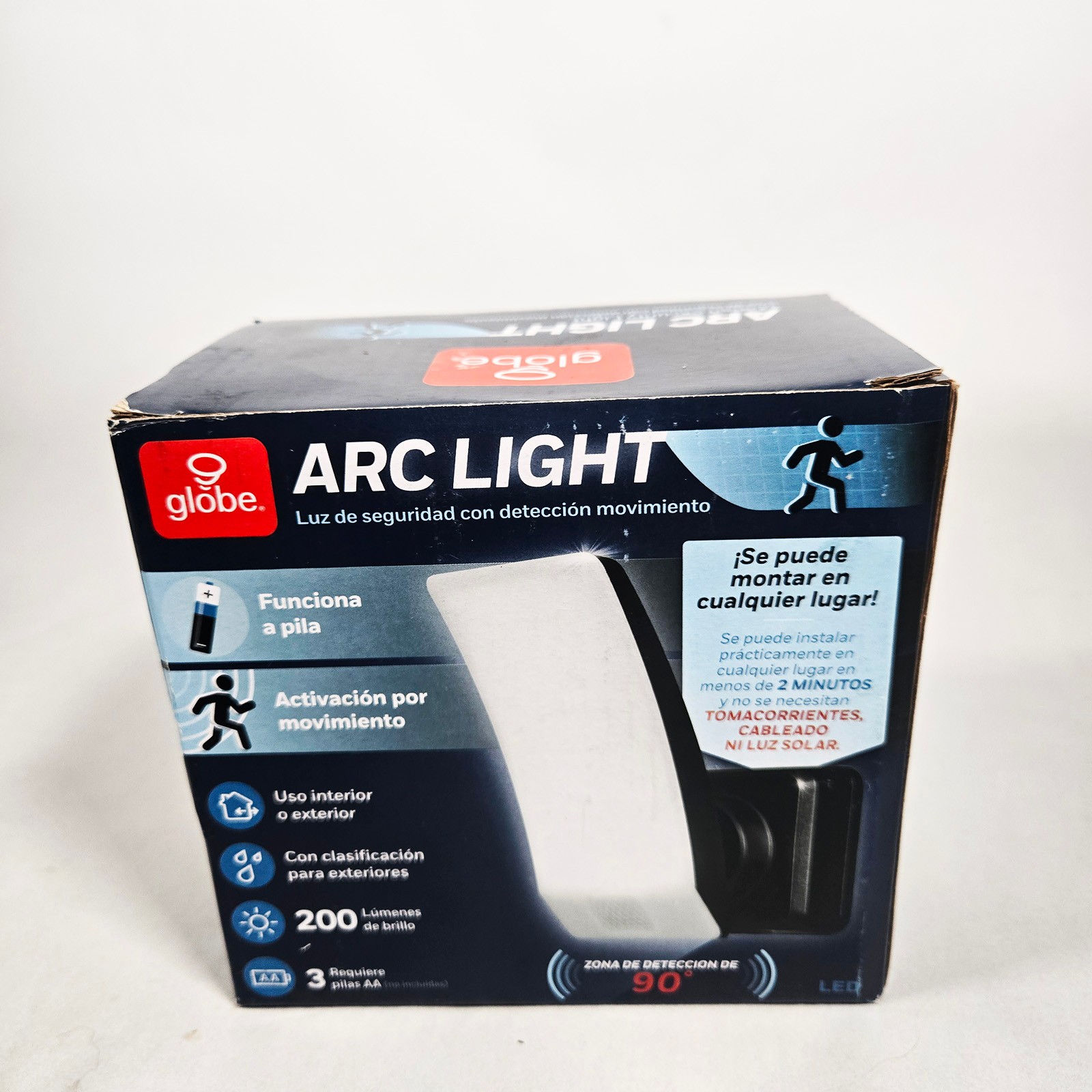 Globe ARC Light Motion Activated Sensor Security 3 AA Batteries 200 Lumens NIB