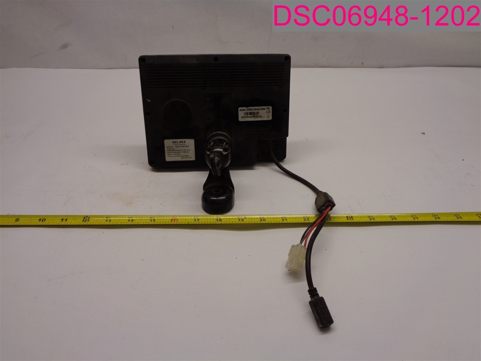 WELDEX TFT LCD Monitor 7″ Screen WDRV-7041M-UPBW