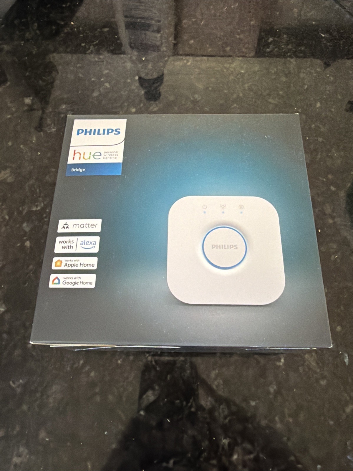 Philips Hue Bridge (3rd Generation) Lighting Controller Hub – White