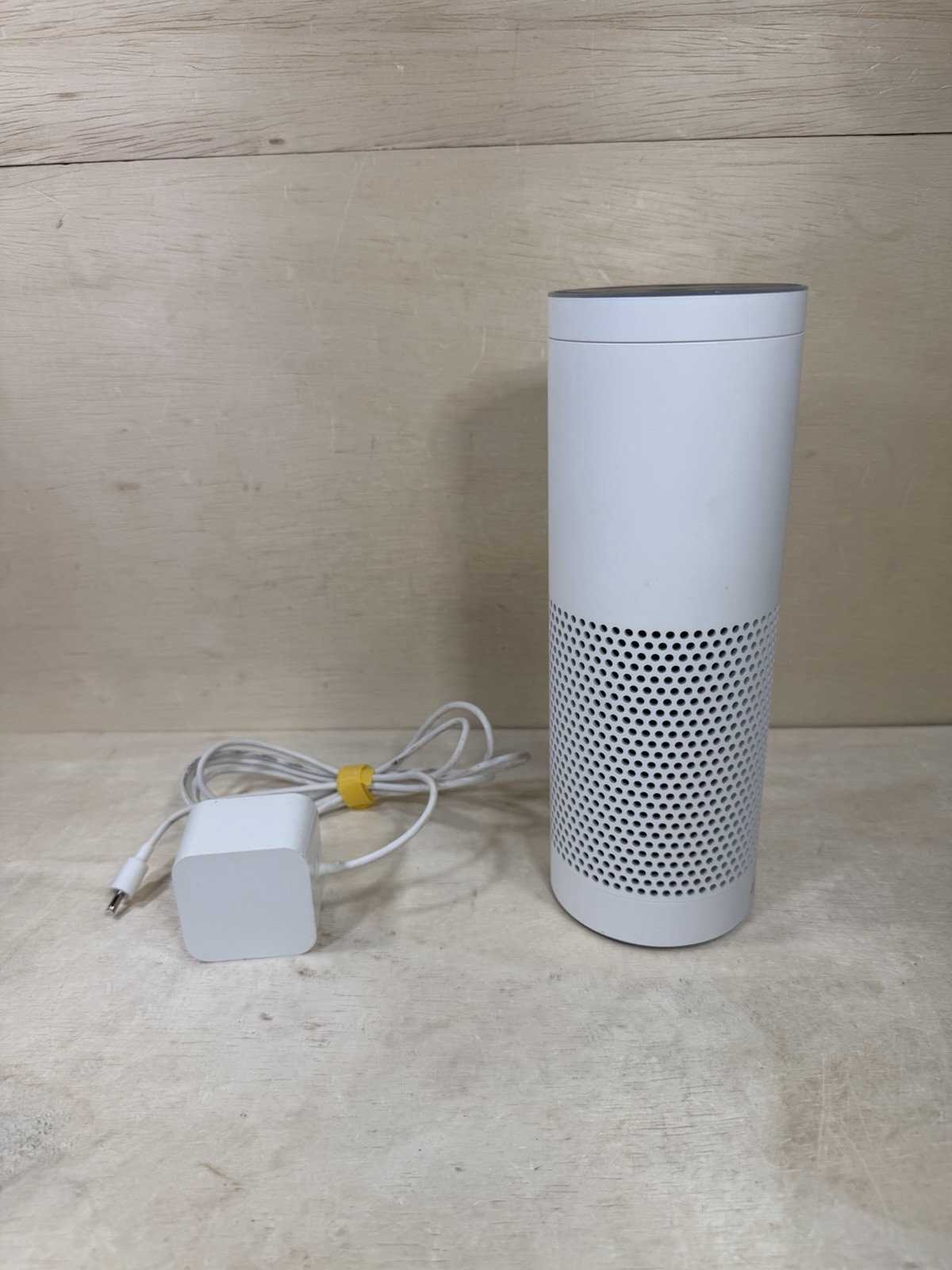Amazon Echo 1st Generation White Bluetooth Alexa-Enabled Smart Speaker SK705DI