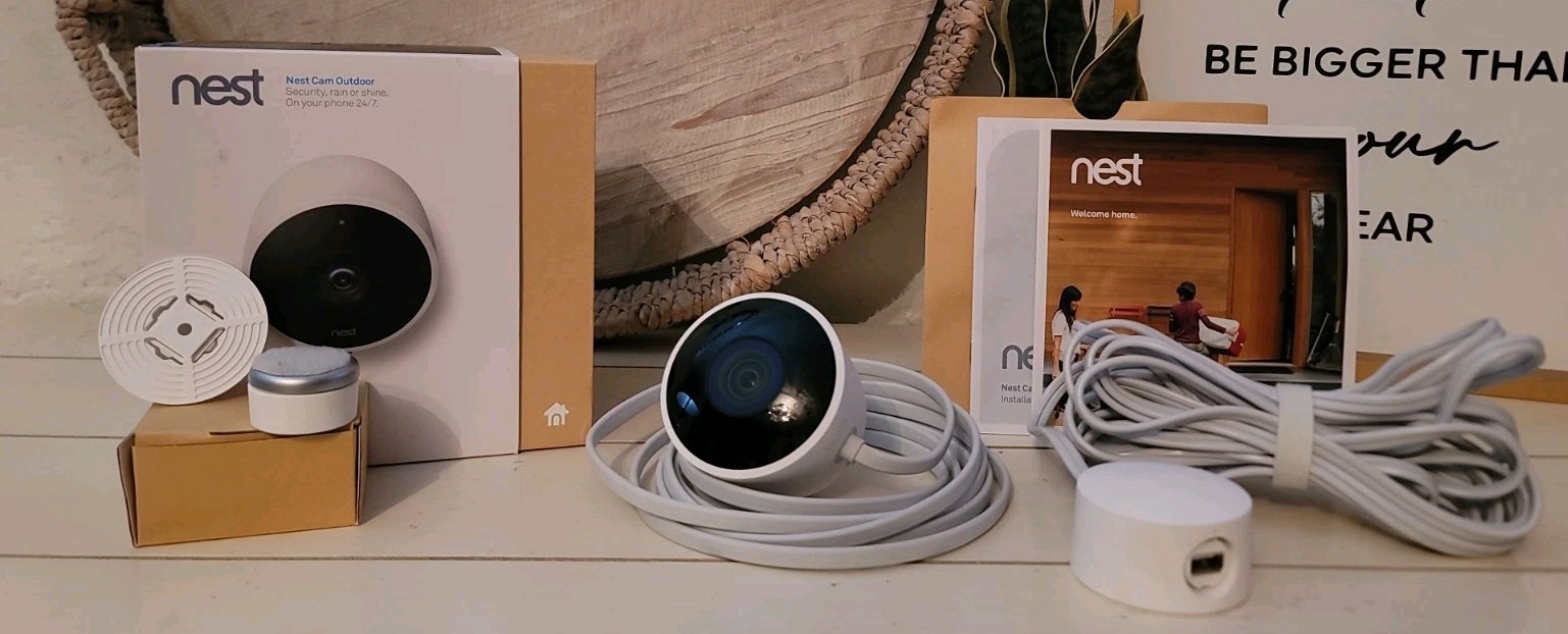 Google NEST Outdoor Security Camera 1080P NightVvision NC2100ES