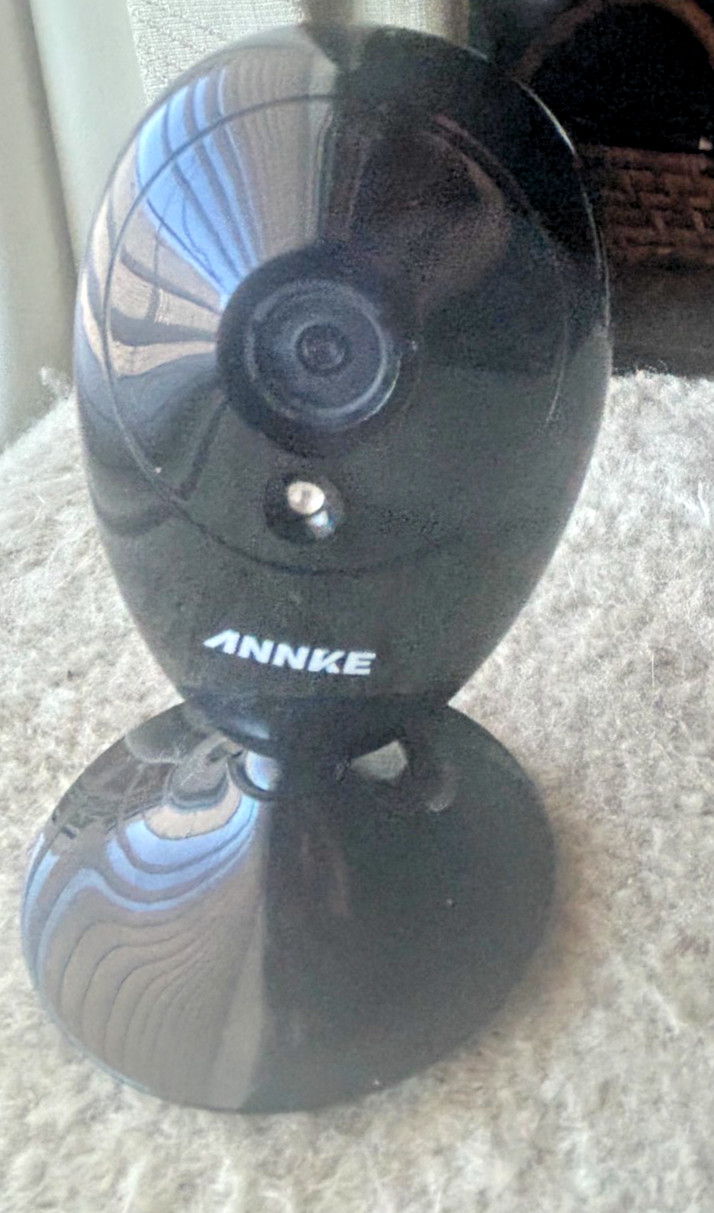 ANNKE I41HG Security Camera Powers On Not Connecting App For Parts