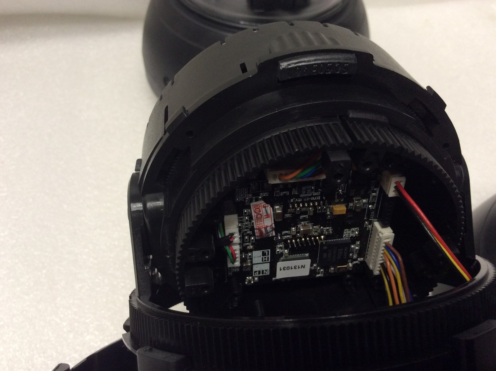 MNI LD72BI Indoor Dome 700TVL 2.8-12mm LEDs D/N Security Color Camera TESTED!
