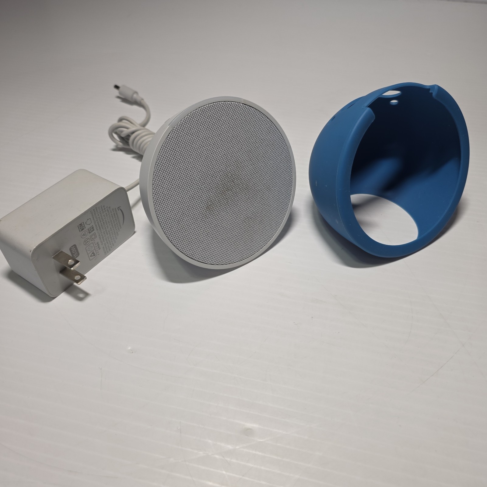 Amazon Echo Pop WiFi/Bluetooth Smart Speaker C2H4R9 White Tested