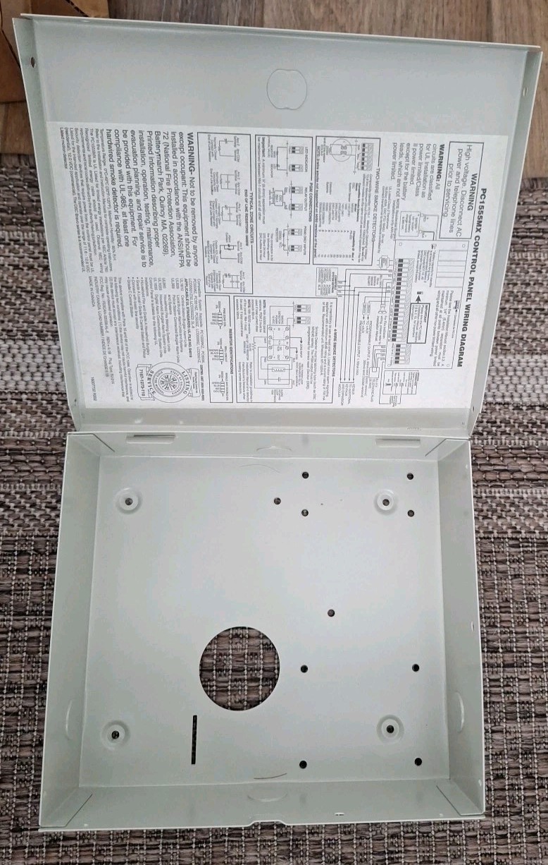 DSC PowerSeries #0602 DC KIT-120 NO KEYBOARD SOLD AS IS -PARTS SHOWN