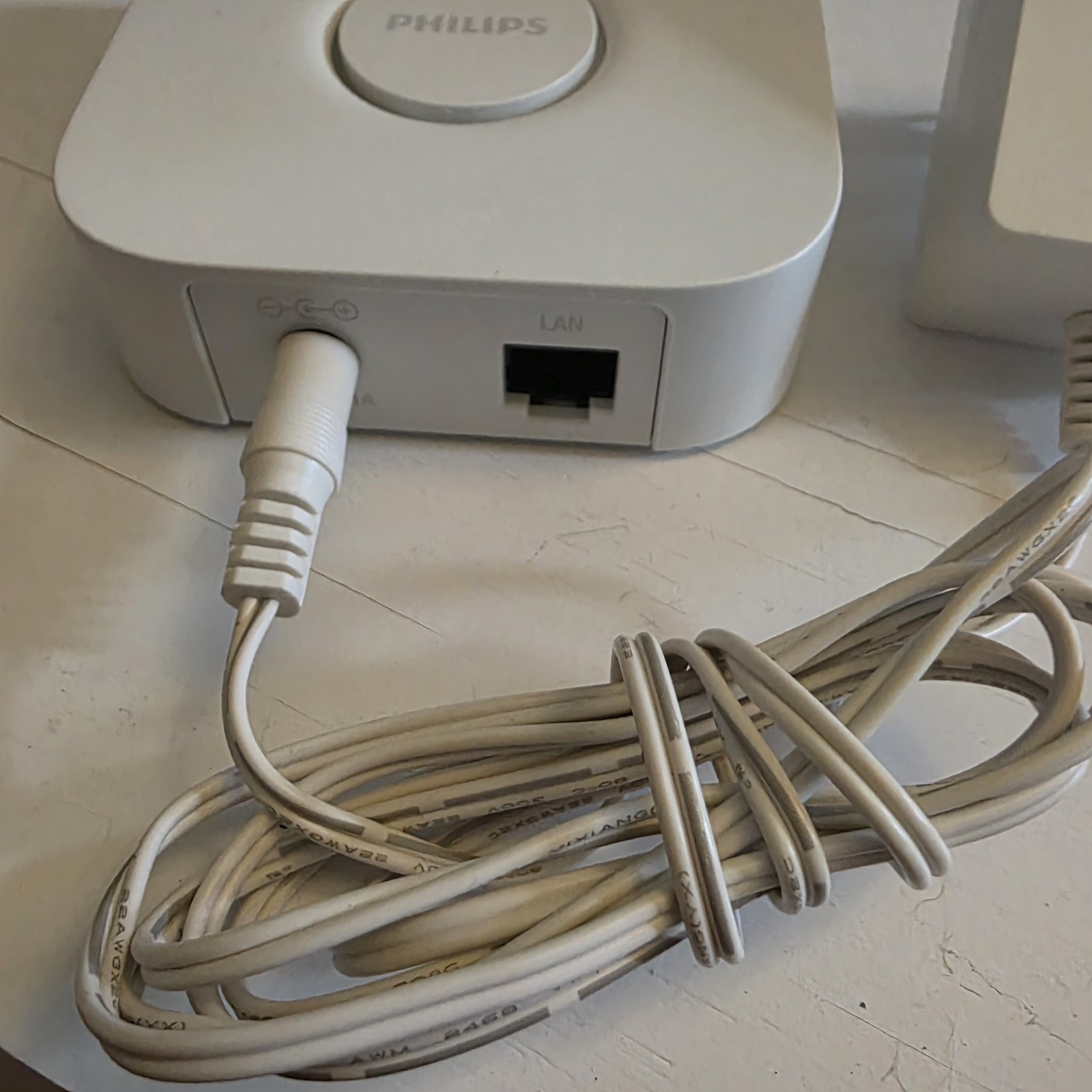 Philips 3241312018A HUE Bridge 2.1 5V Bluetooth Wi-Fi Lighting Controller Hub