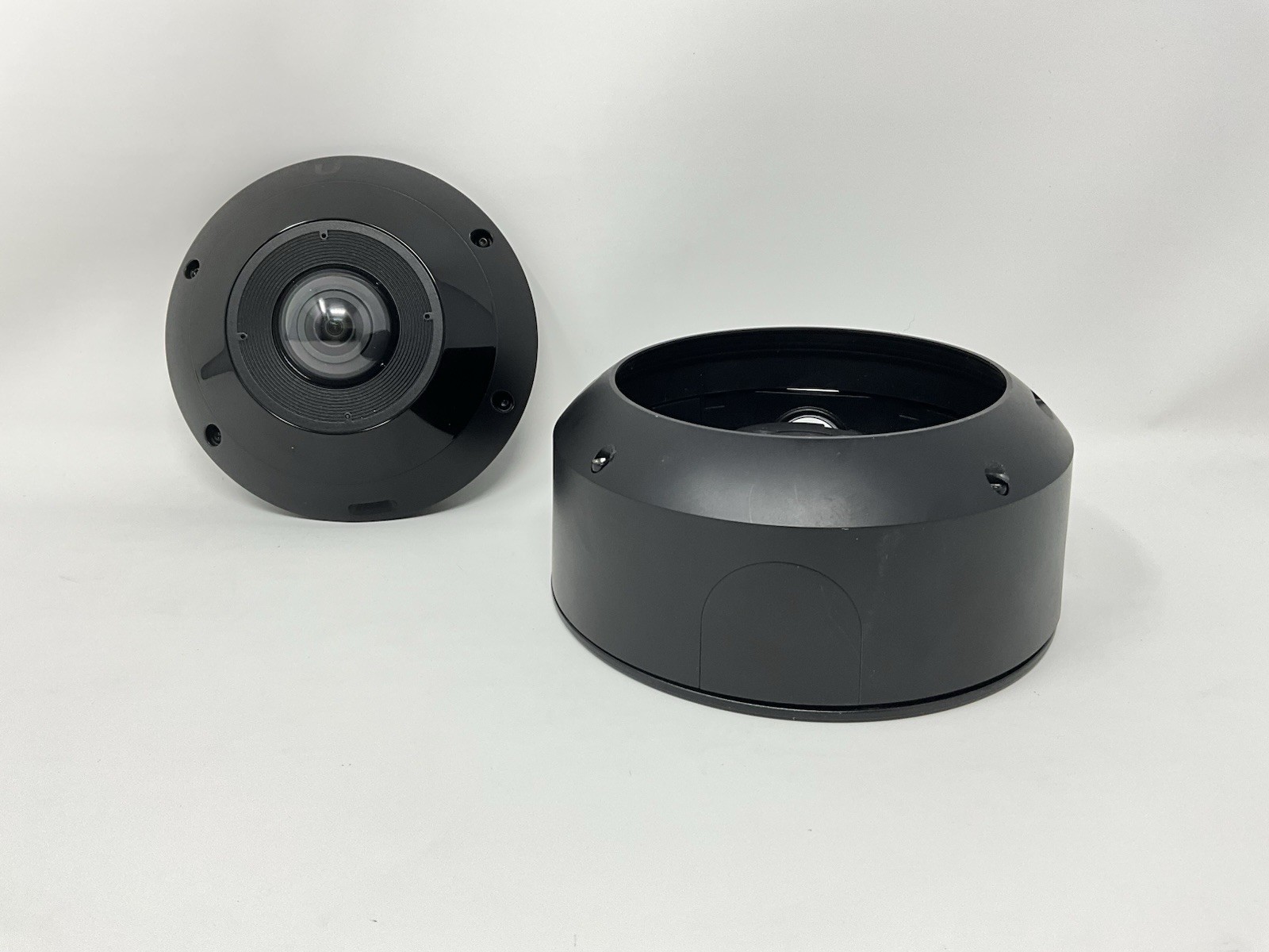 Ubiquiti Unifi G6 Pro 360 Camera – Black (UVC-G6-PRO-360-B) + Junction Box