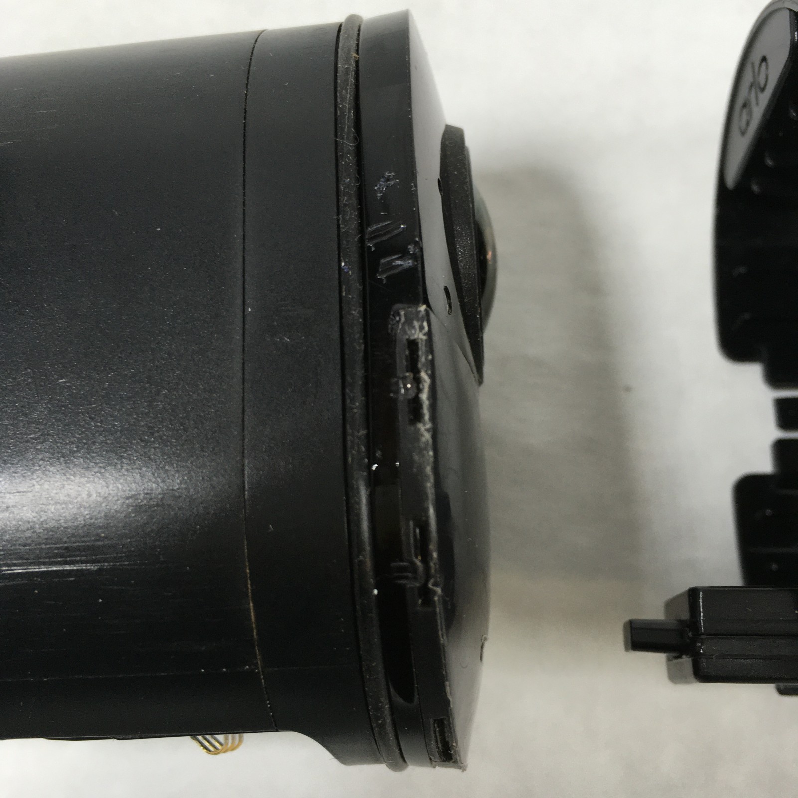 Pack of 2 Arlo Ultra VMC5040 4K Ultra UHD Camera NO Battery/NO Housing (Accept.)