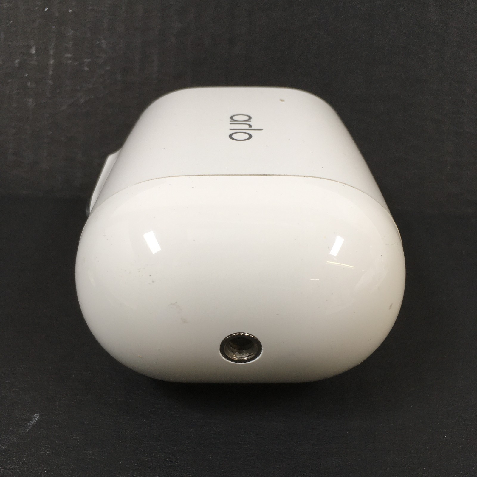 Arlo Essential VMC2030 Spotlight Single Wireless Camera w/Mount