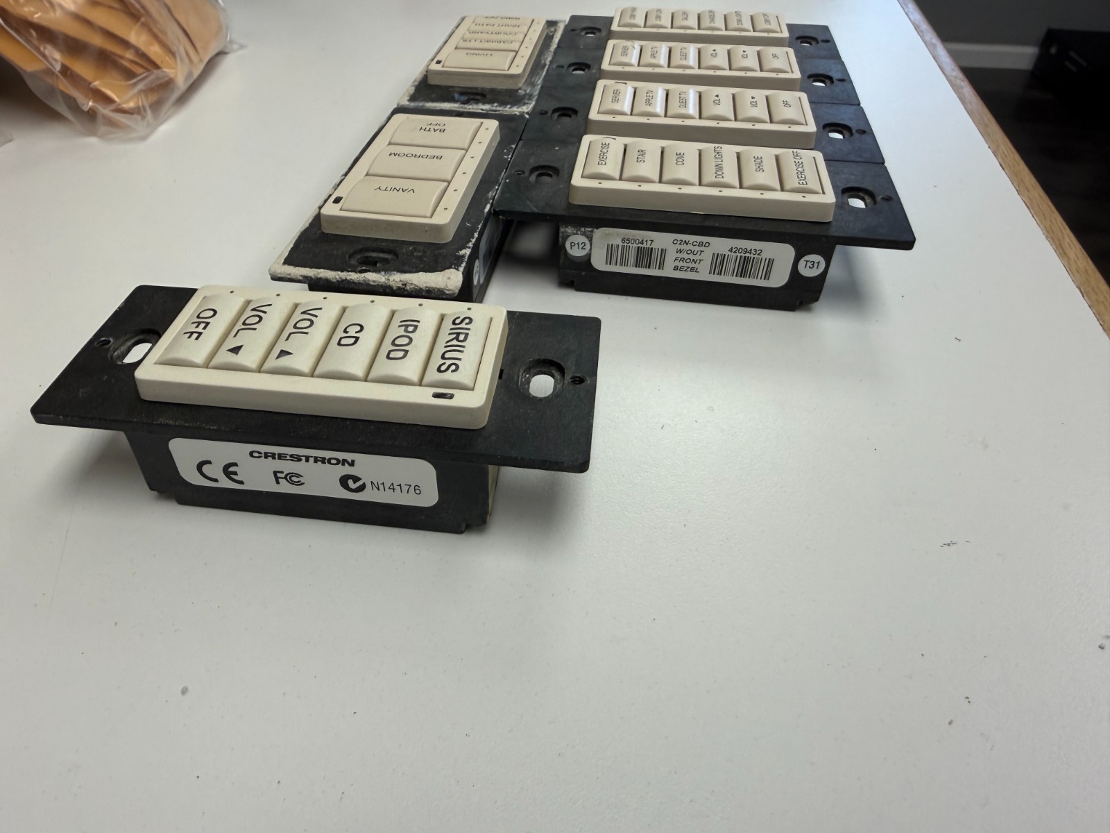 Crestron Keypad C2N-CBD (Used in good working order)
