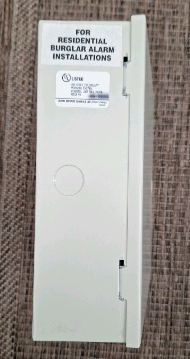 DSC PowerSeries #0602 DC KIT-120 NO KEYBOARD SOLD AS IS -PARTS SHOWN