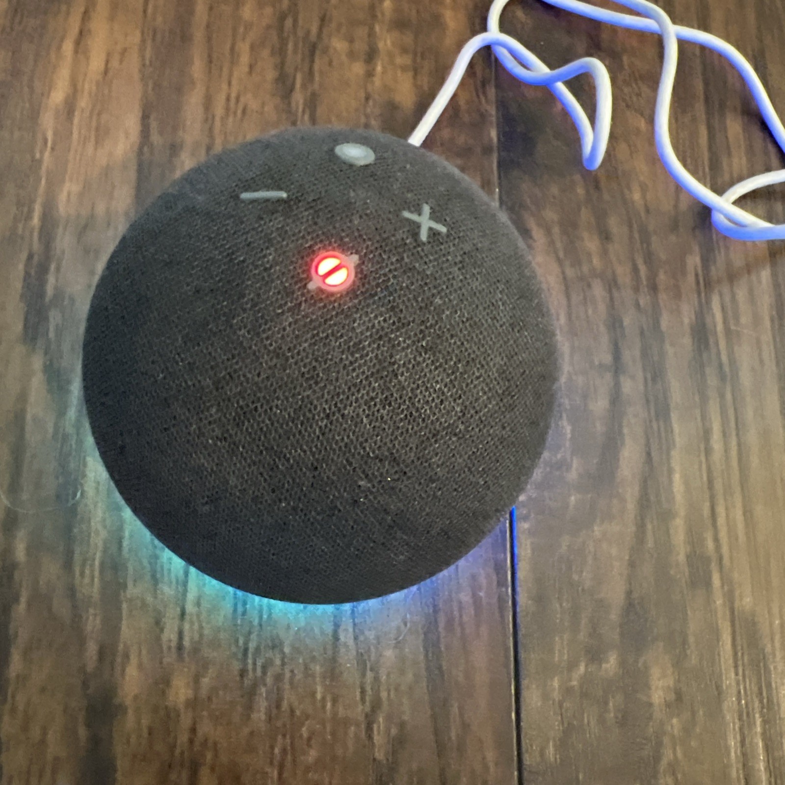 Amazon Echo Dot 4th Gen Smart Speaker Charcoal Model B7W64E w/ Charger