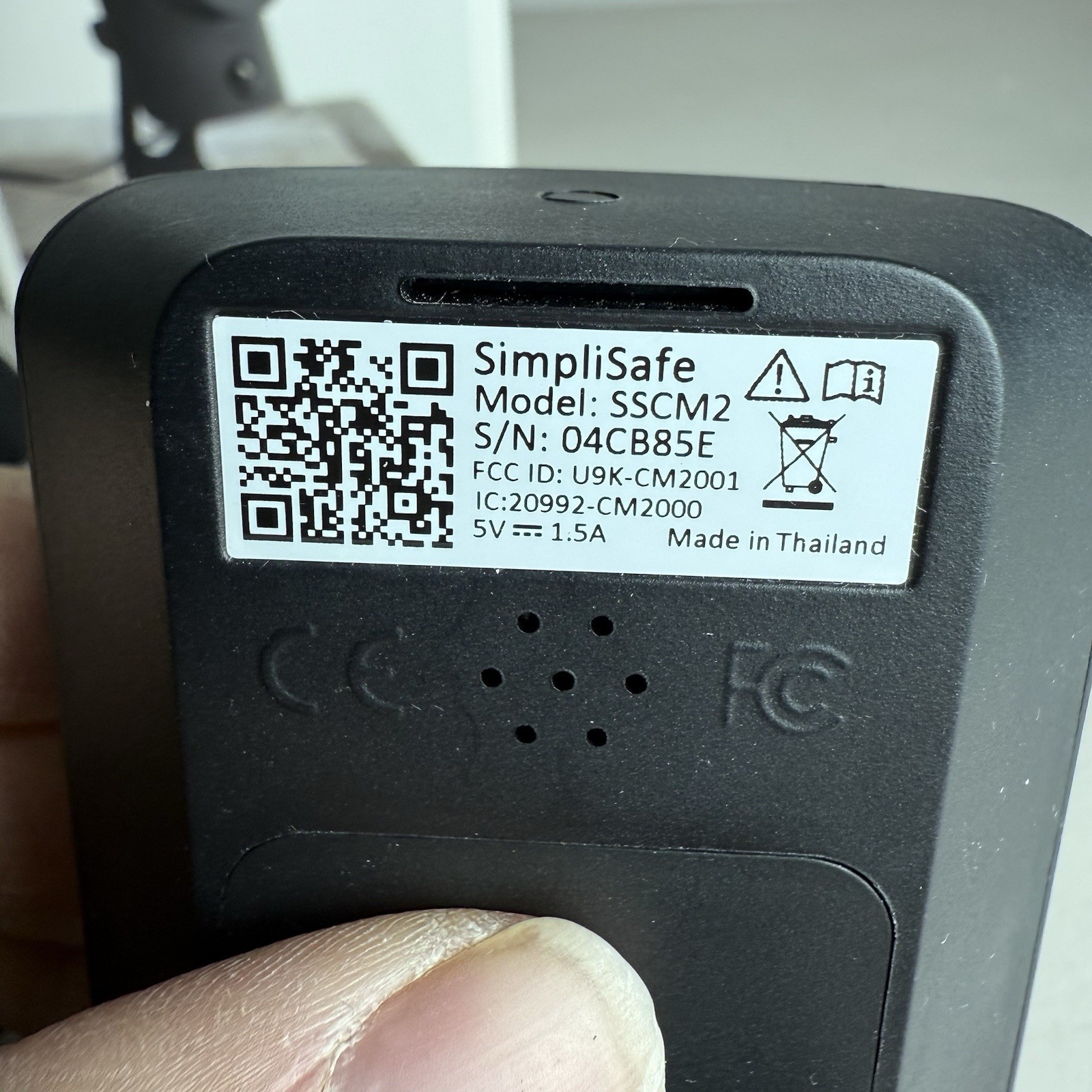 SimpliSafe Simplicam Security HD Camera SSCM1 Black | Open Box