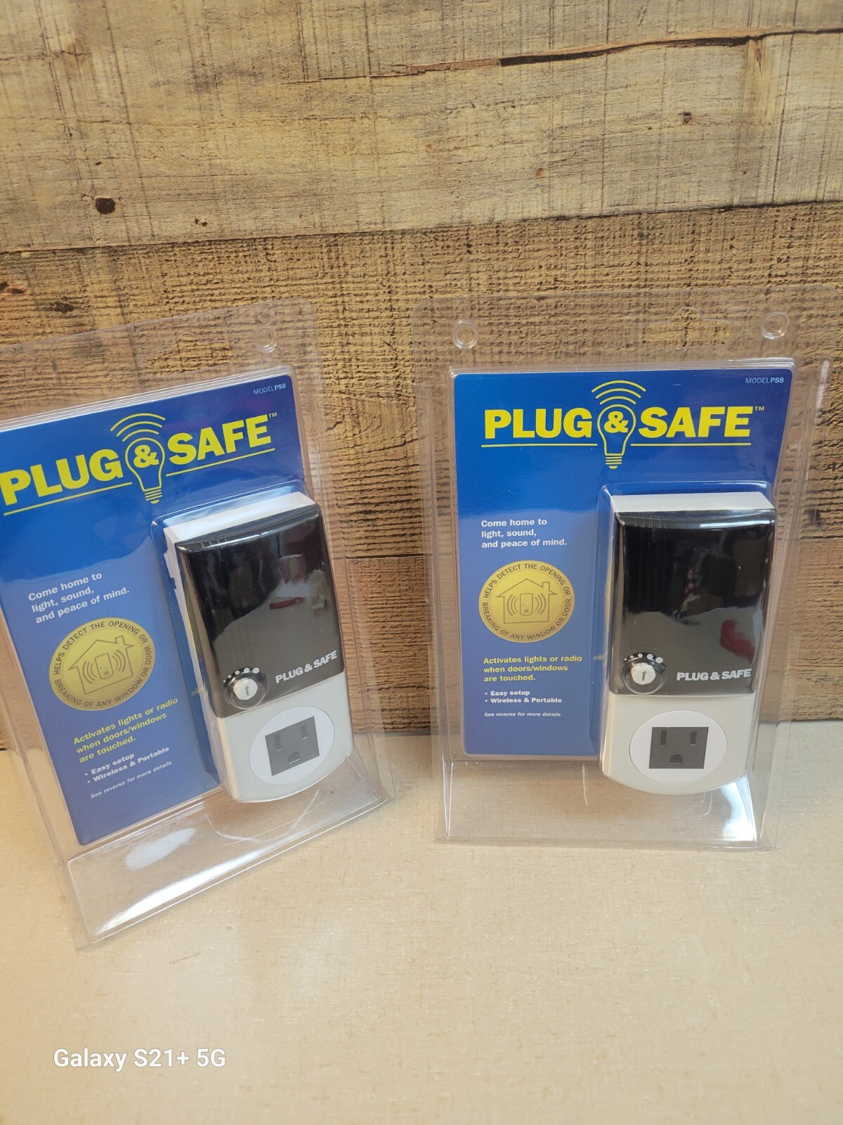 lot of 2 Plug & Safe Activates Lights or Radio When Doors/Windows are Touched