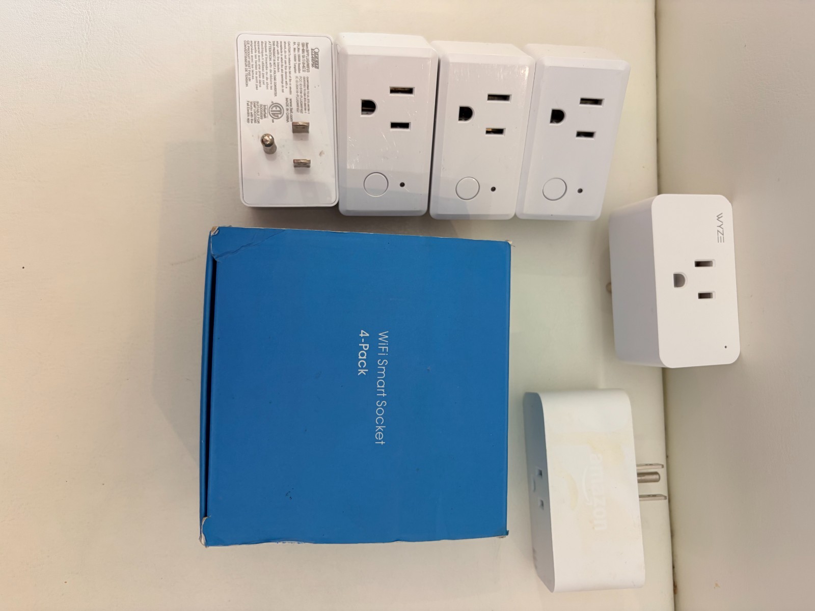 ULTIMATE Smart Home Starter Lot: Mesh WiFi, Camera, Alarms, 10x Plugs, 3x Bulbs