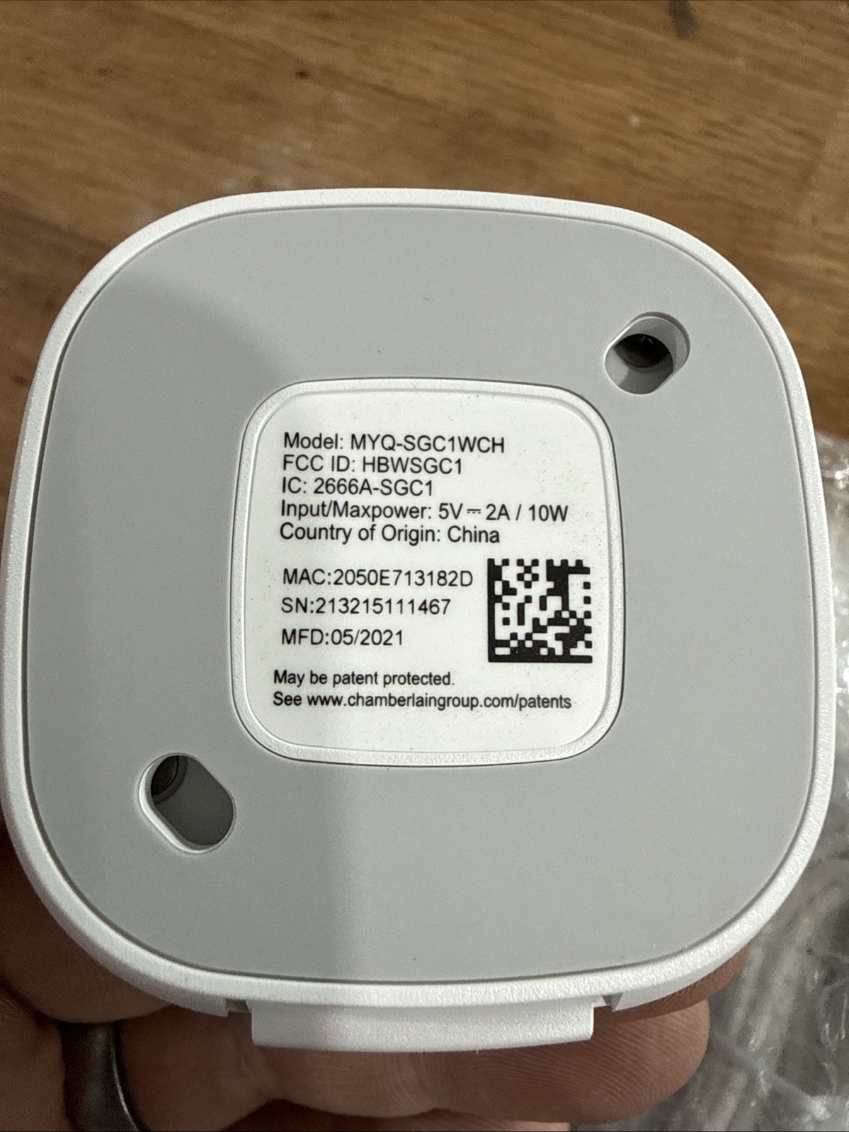 Chamberlain myQ Smart Garage Camera MYQ-SGC2WCH 1080p Wi-Fi White New