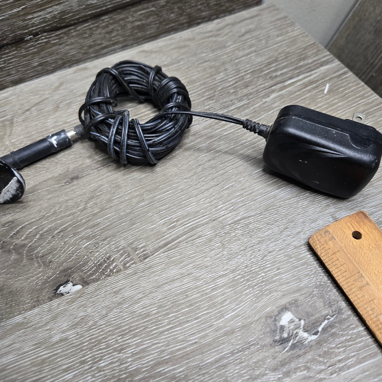 Acoustic Research AW825 Wireless Audio Transmitter and Color Night Vision Camera