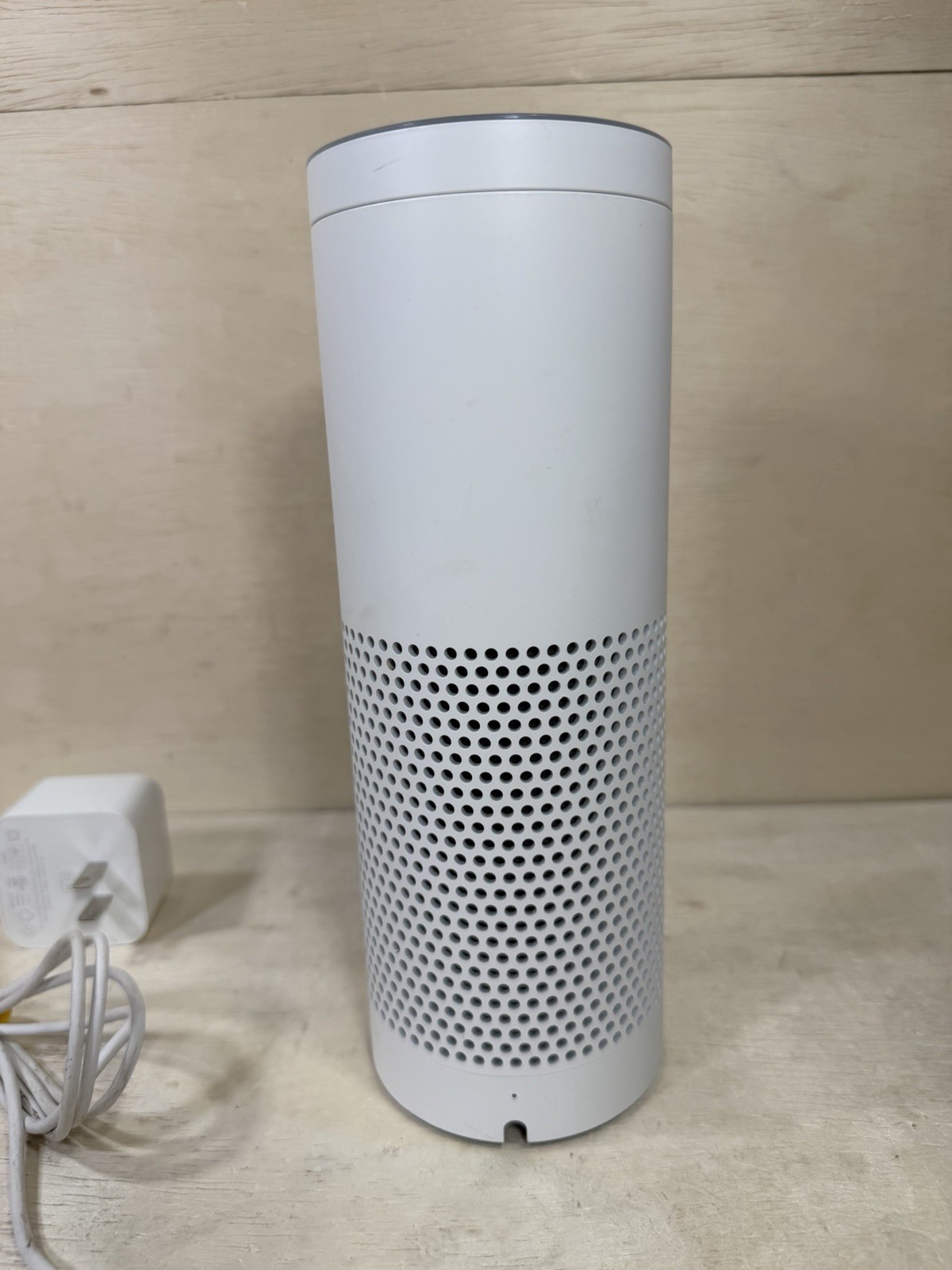 Amazon Echo 1st Generation White Bluetooth Alexa-Enabled Smart Speaker SK705DI