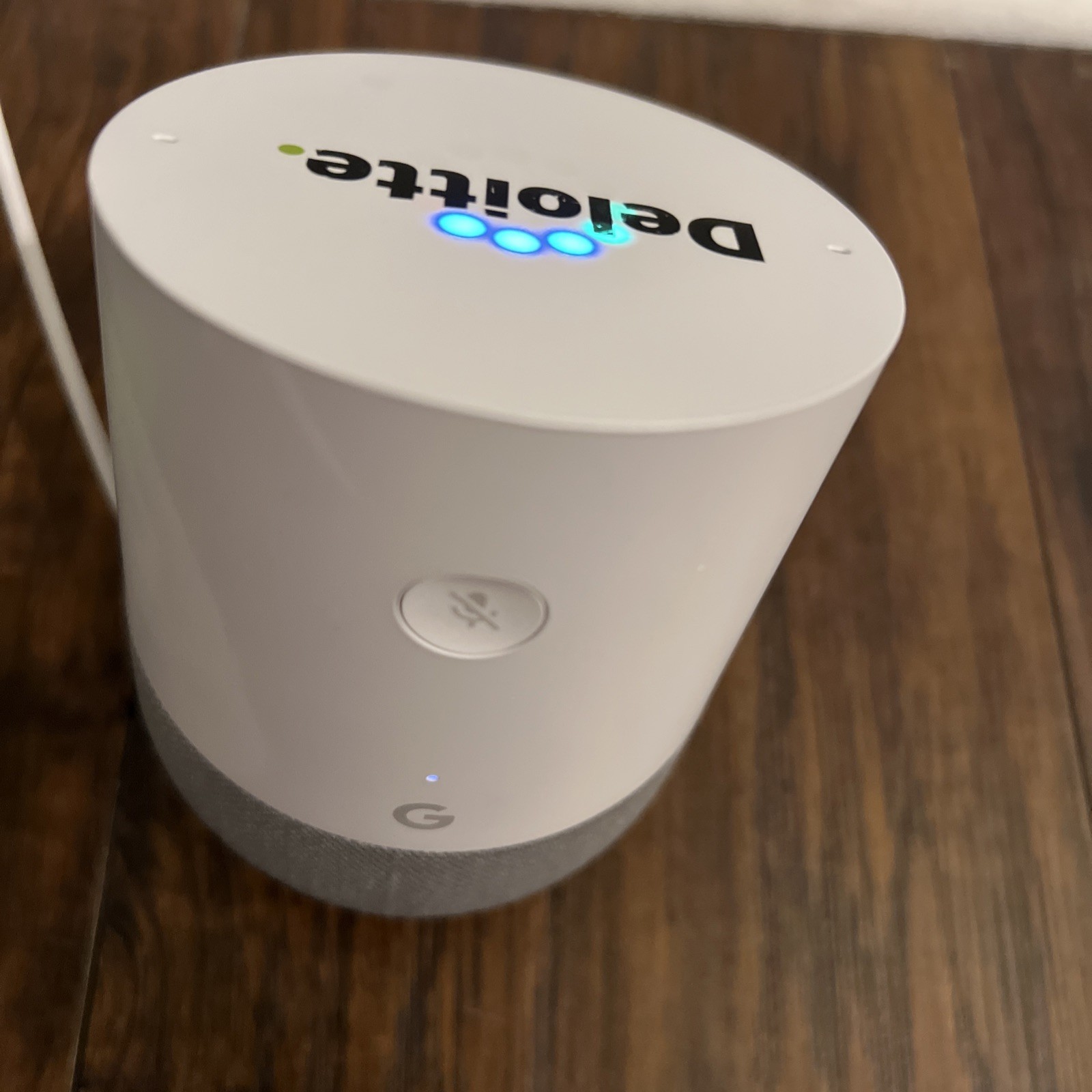 Google Home Smart Assistant DELOiTTE – White Slate (US)