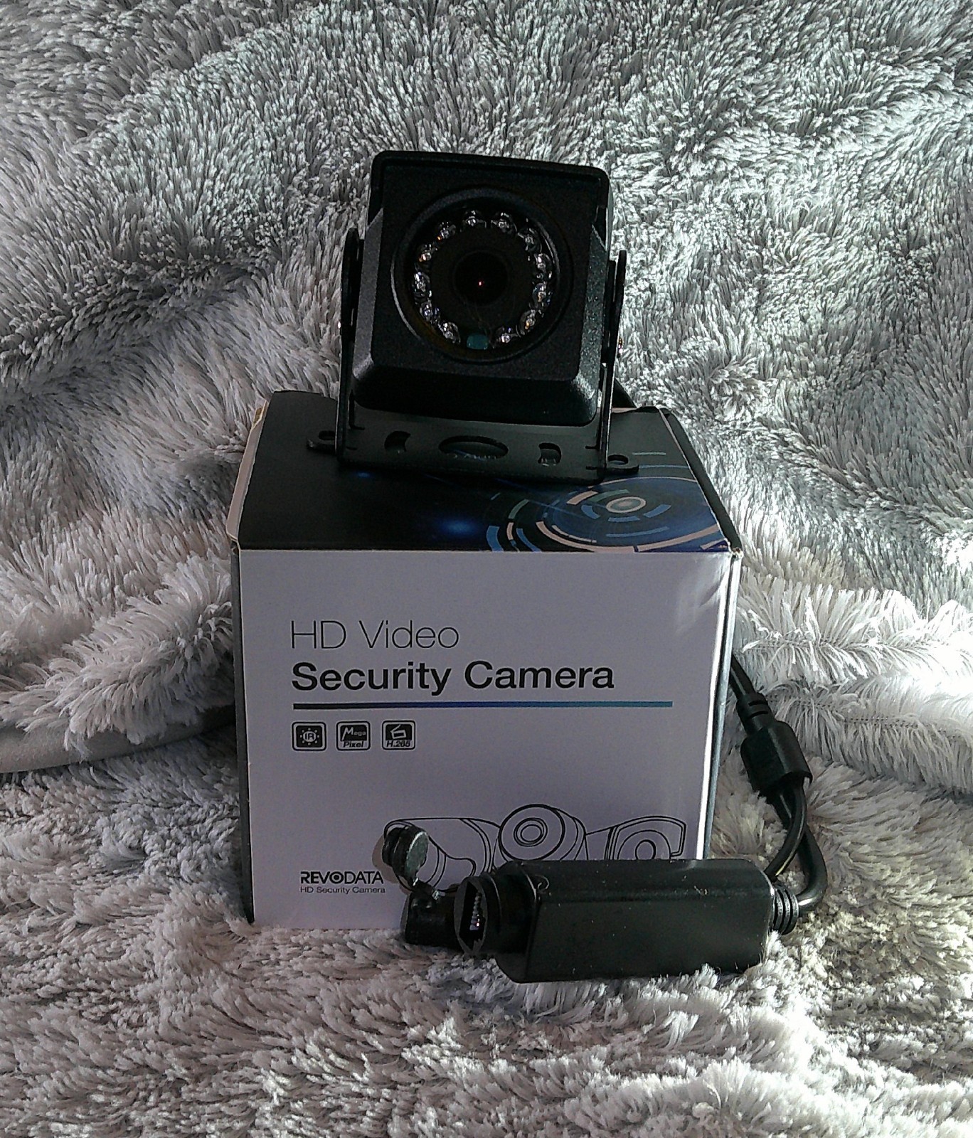 Revodata 1704-2-P-TS IP POE Security Camera 2880x1620P 3.6mm Lens – For Tech Ent