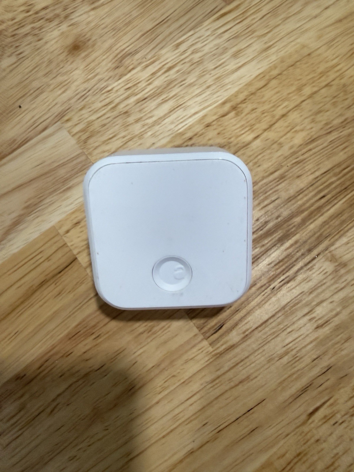 August Connect Smart Home Hub Wi-Fi Bridge Wireless White AC-R1 MPN