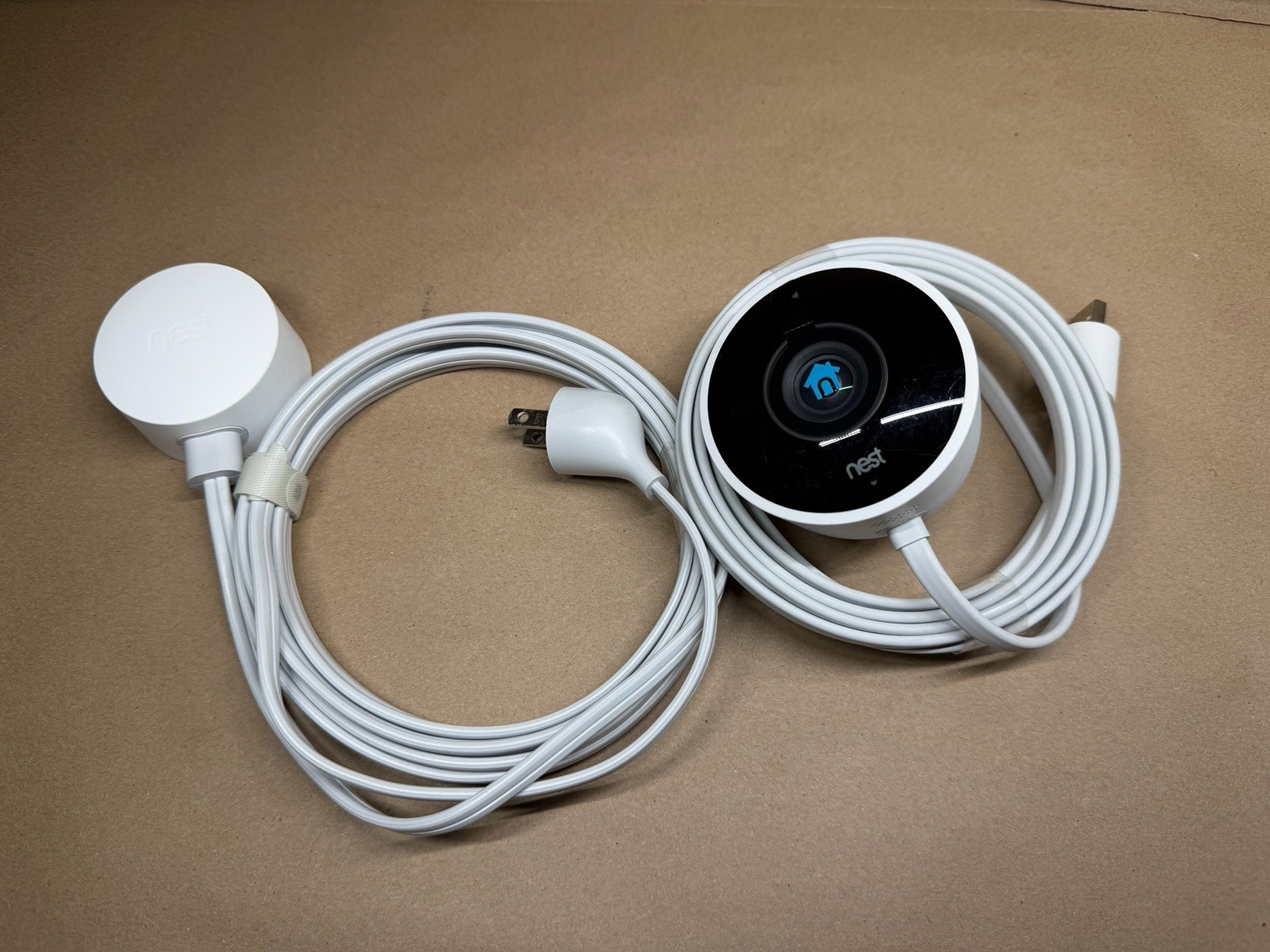Google Nest Outdoor Security Camera Cam Wi-Fi Wired 1080P Night Vision NC2100ES