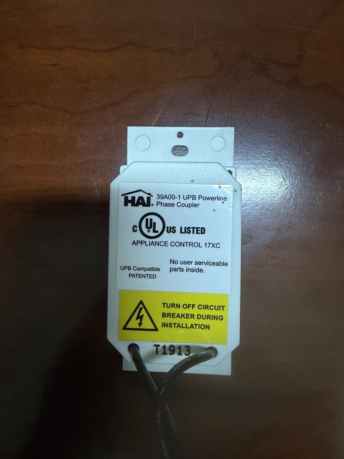 Leviton HAI 39A00-1 UPB POWERLINE PHASE COUPLER