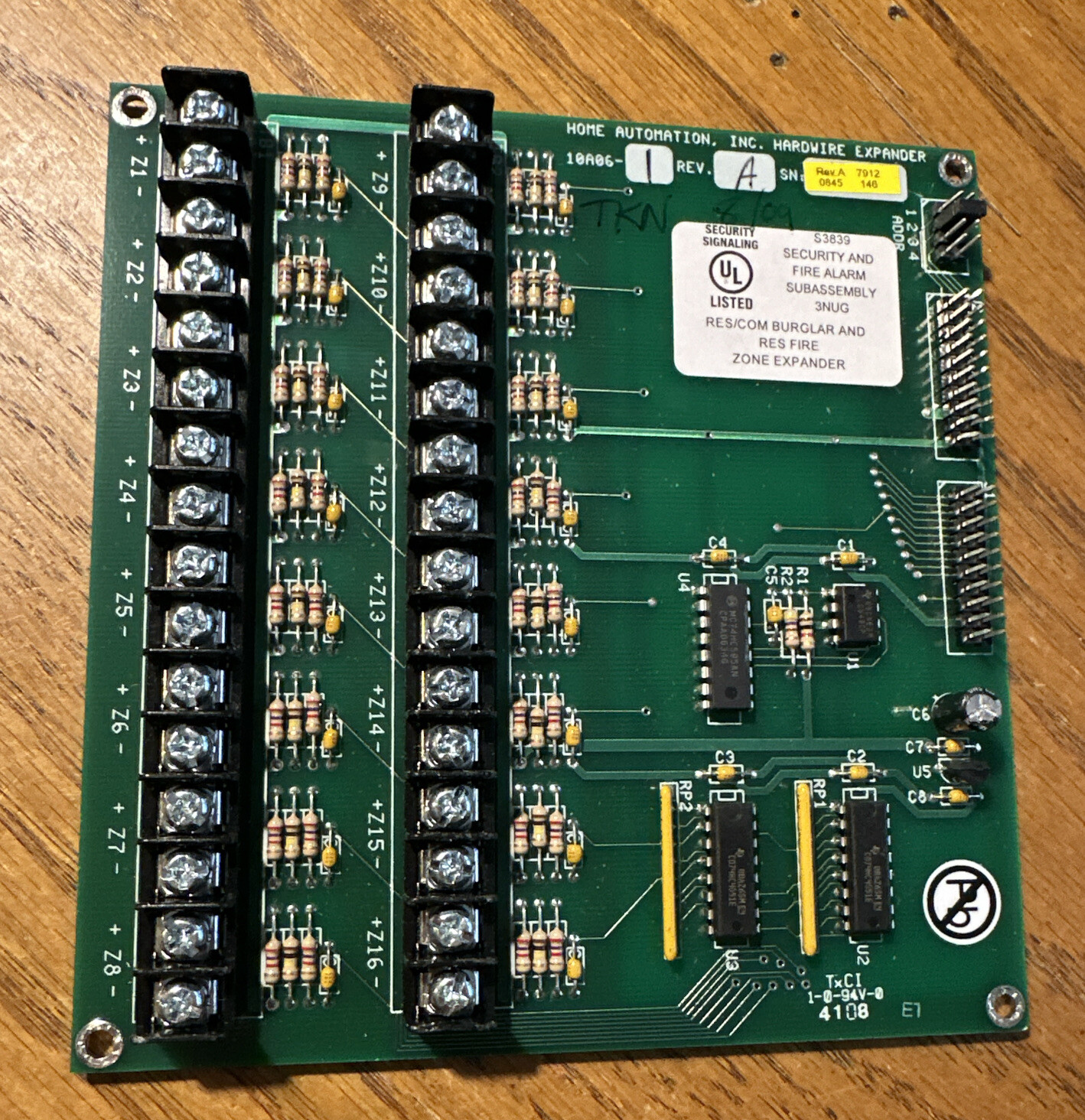 Used 10A06-1 HAI Leviton Security 16 Zone Hardwire Expander Board only.
