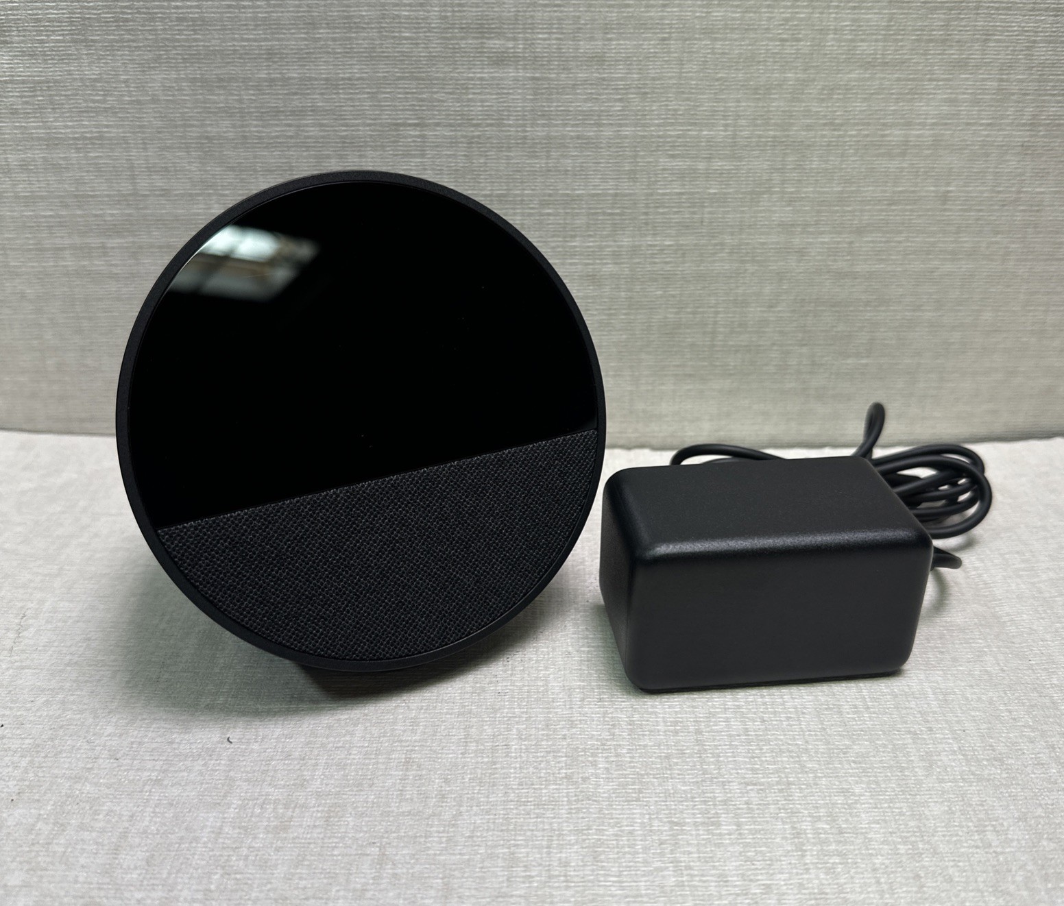 Amazon Echo Spot Smart Speaker Display (Model BV84J9) / READ