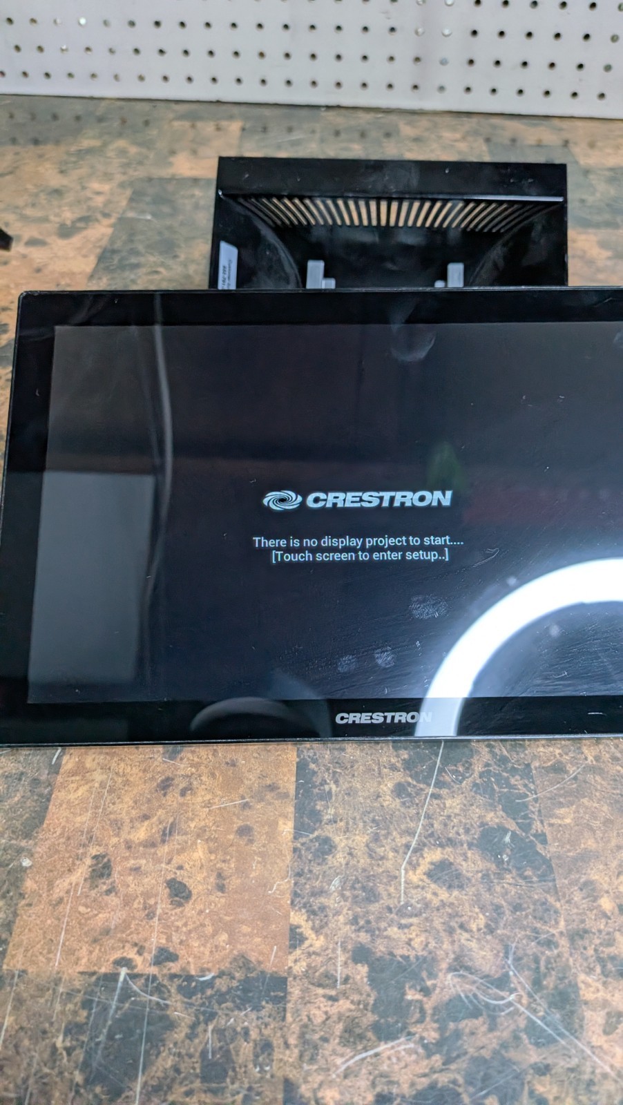 Crestron TSW-1052-B-S 10.1” Touch panel With Magnetic Stand – Tested