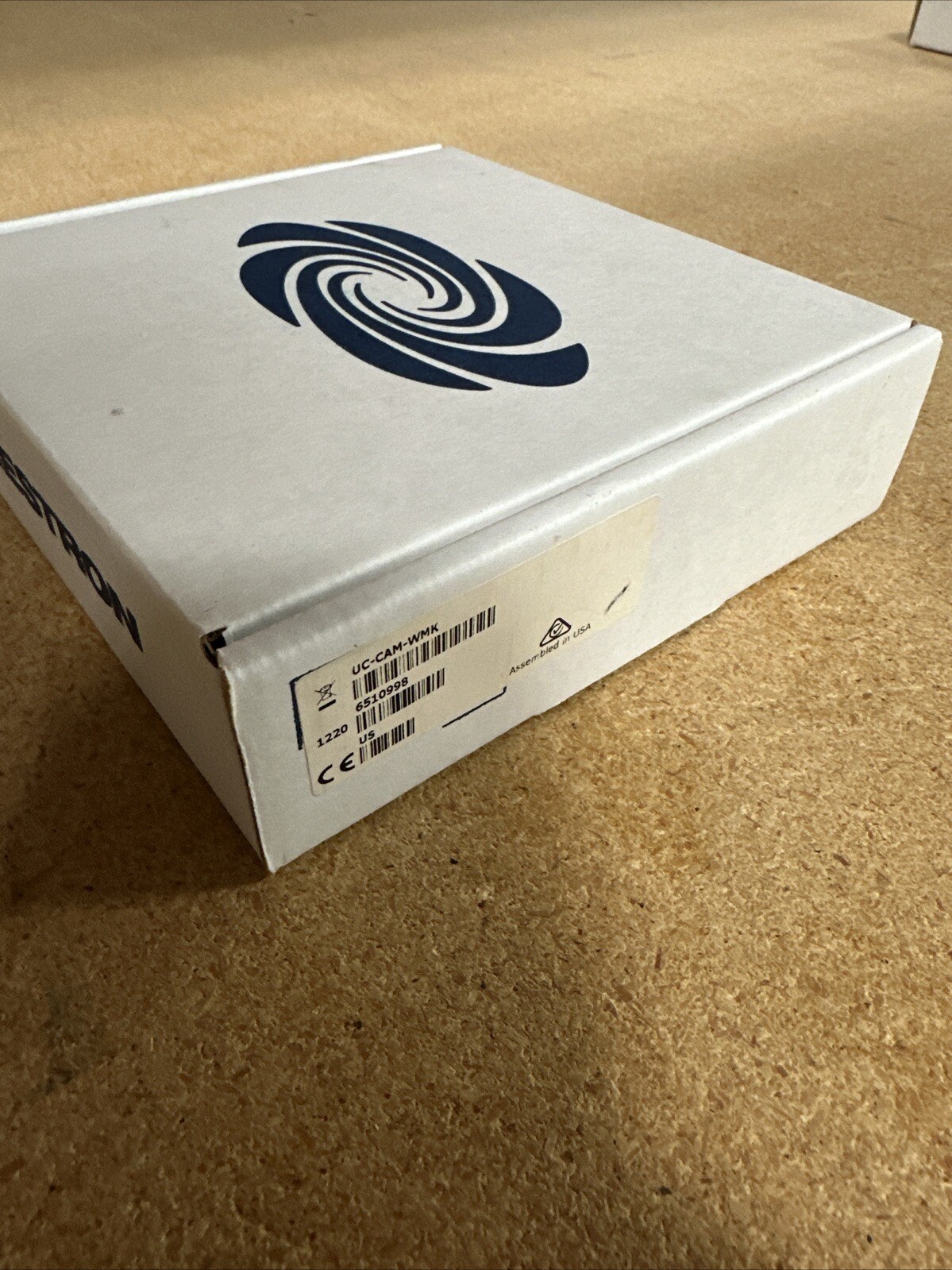 Crestron UC-CAM-WMK Wall Mount Kit for Crestron Cameras **New/Sealed**