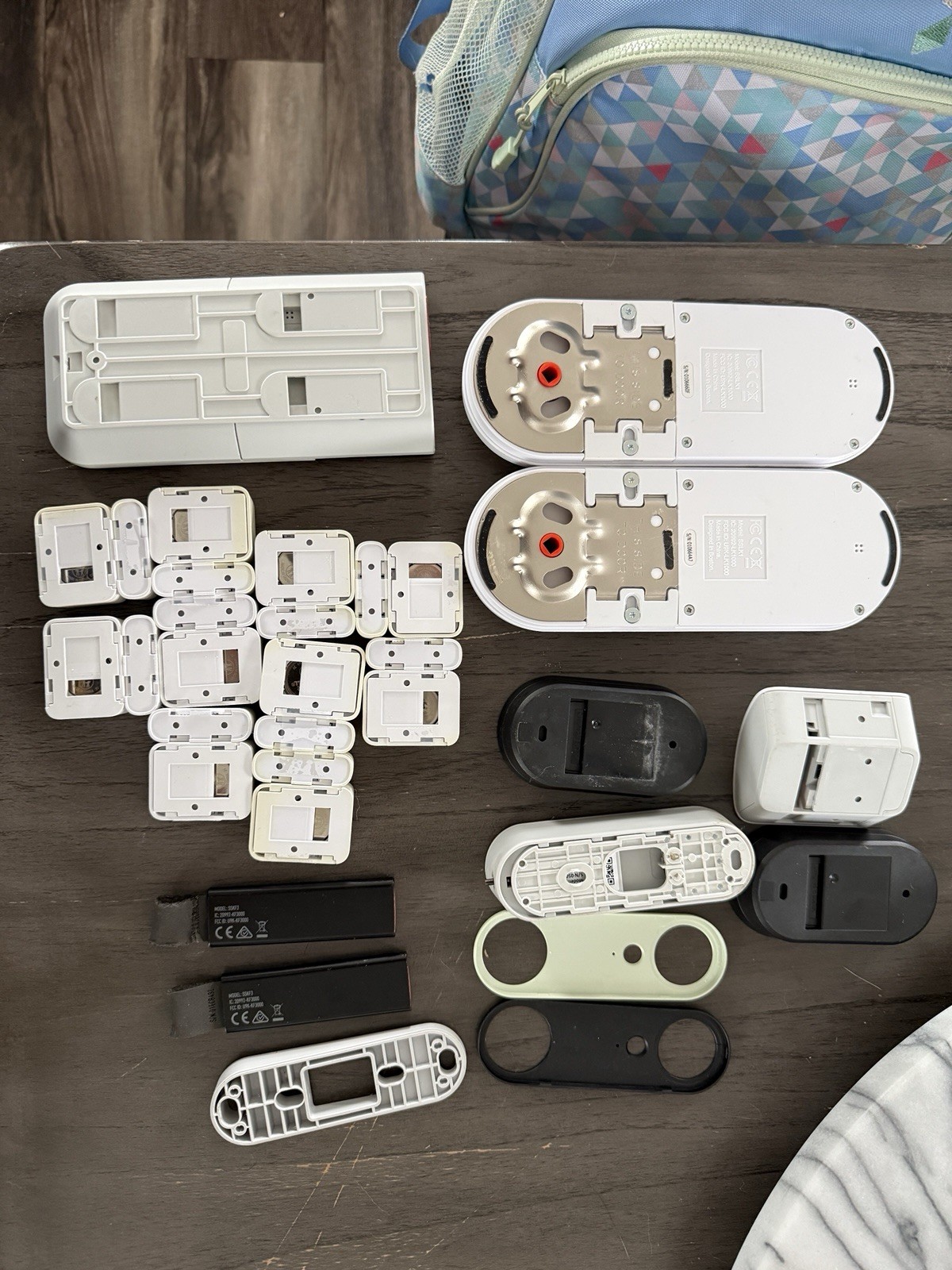SimpliSafe Complete Home Security System 27-piece Bundle Deal *read description*
