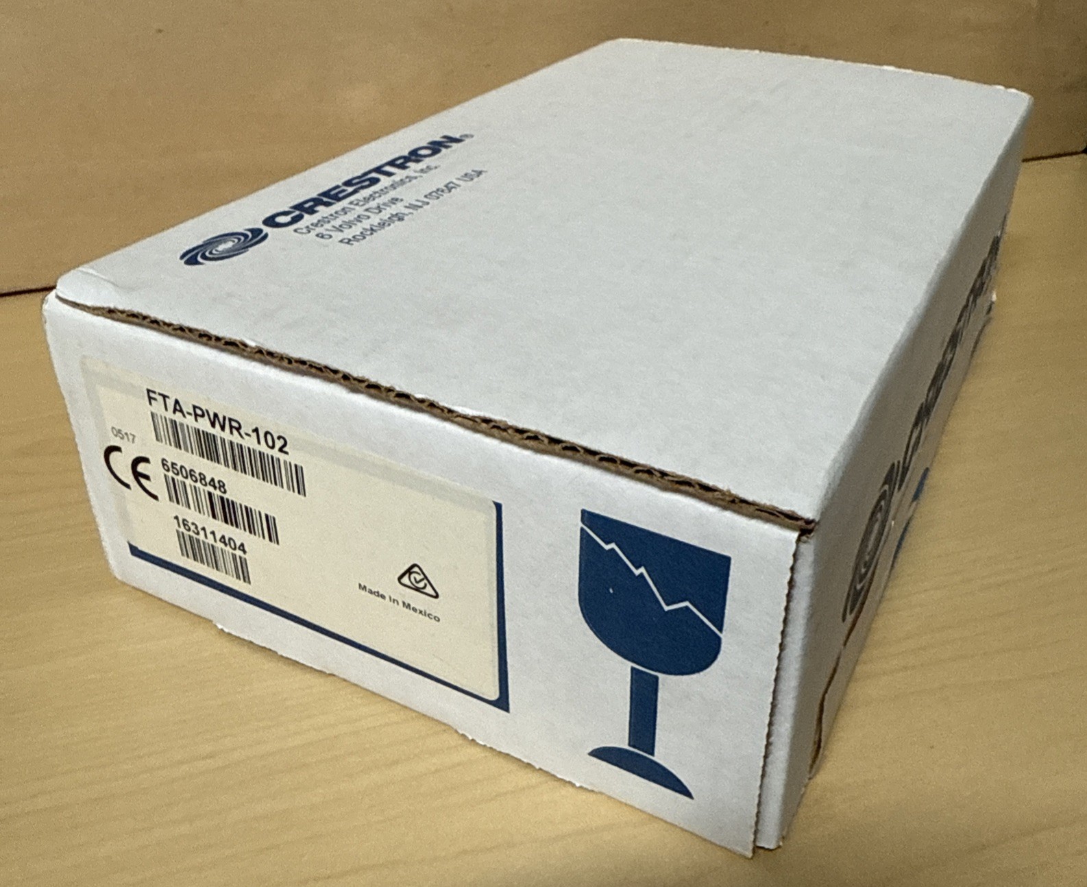 Crestron FTA-PWR-102 AC Power Outlet Module *NEW*