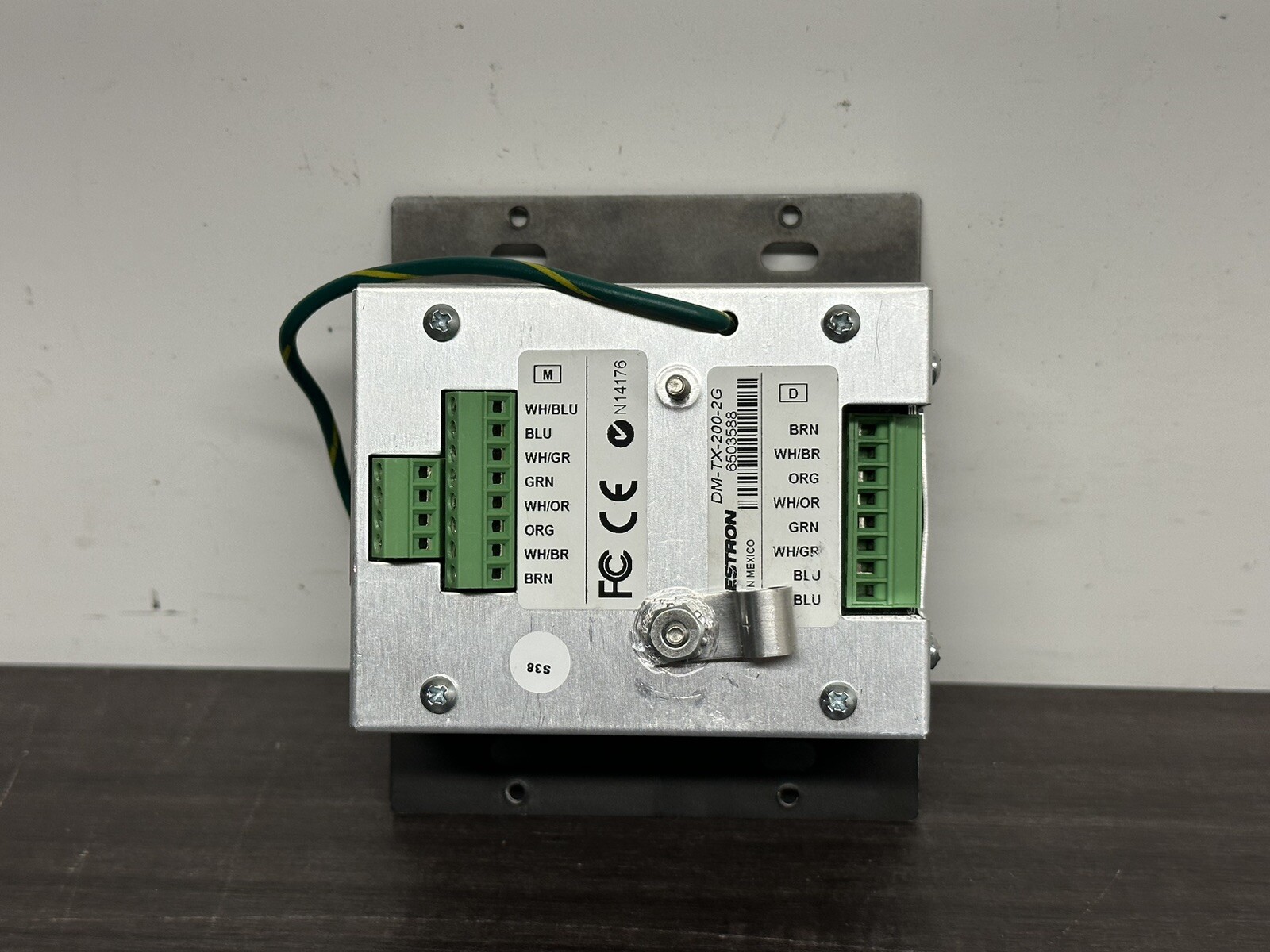 Crestron DM-TX-200-2G Wall Plate DigitalMedia CAT Transmitter – E63