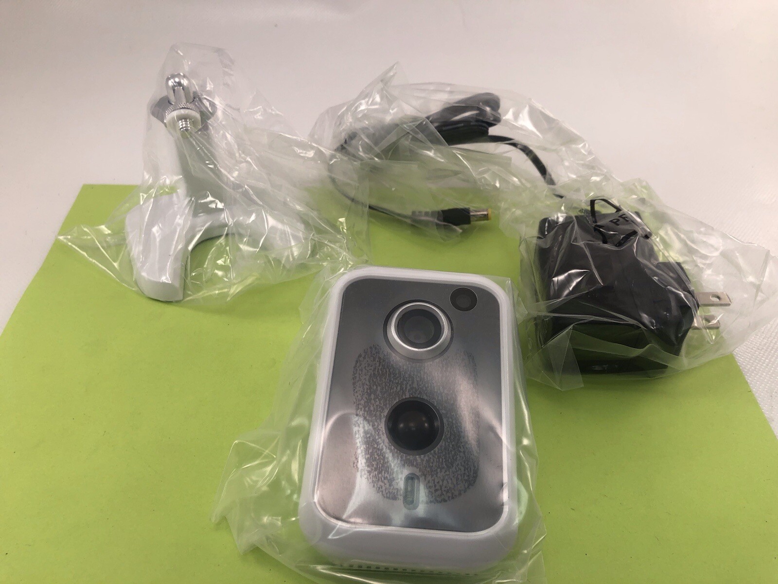 Digital IP Indoor DLS Wireless HD Security Camera RC8221 *New* SKU 68127