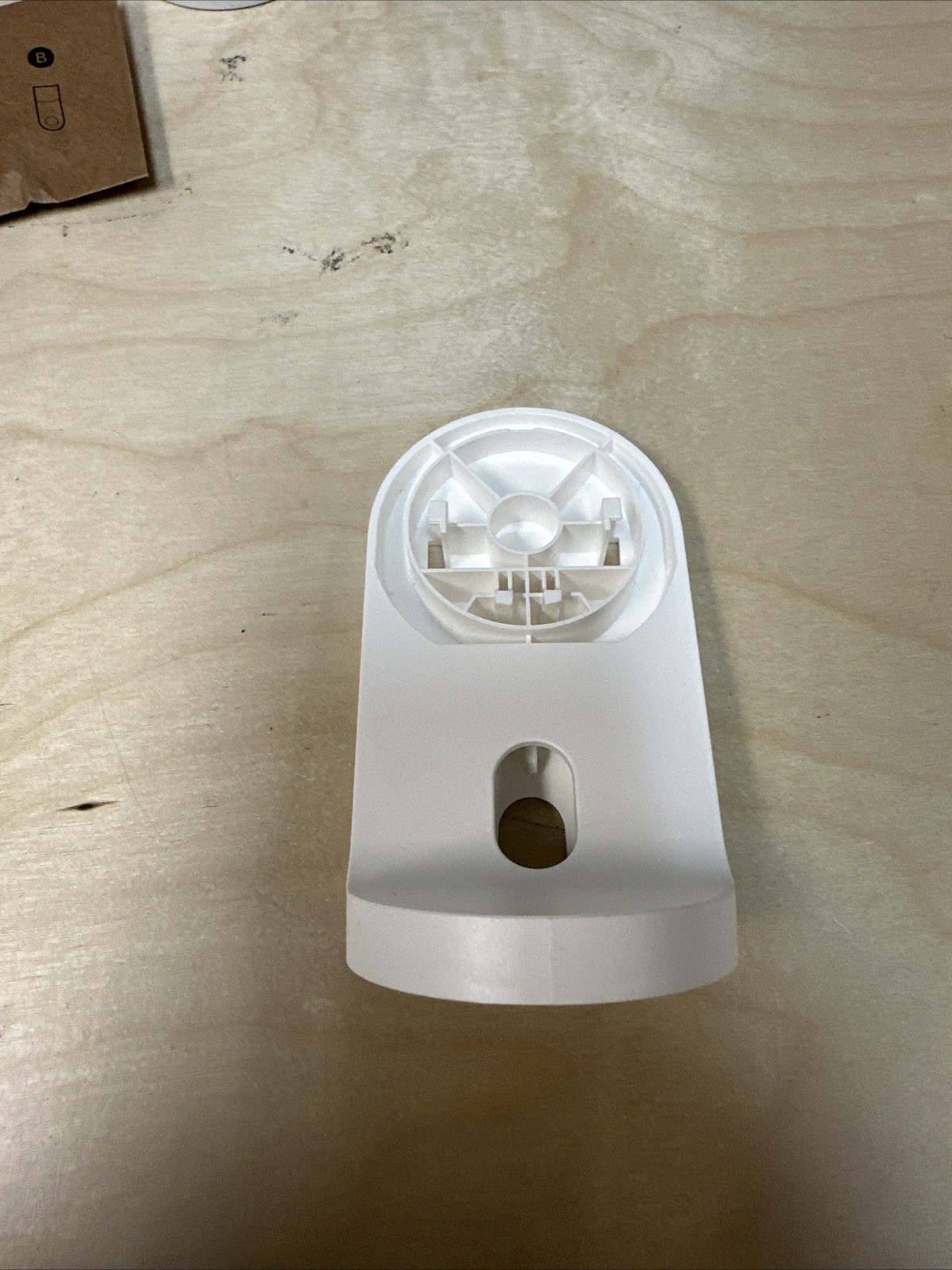 Ring 5F93F2 White Compact Pan-Tilt Indoor Security Surveillance Camera
