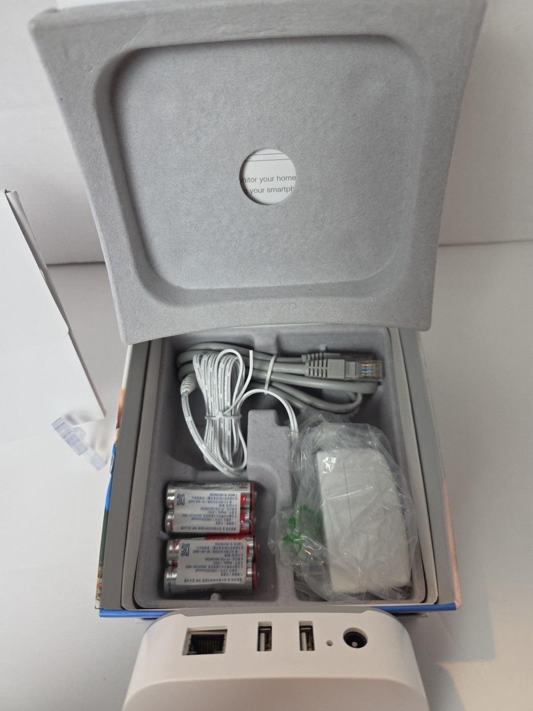 Samsung SmartThings Hub STH-ETH-250 Smart Home Hub
