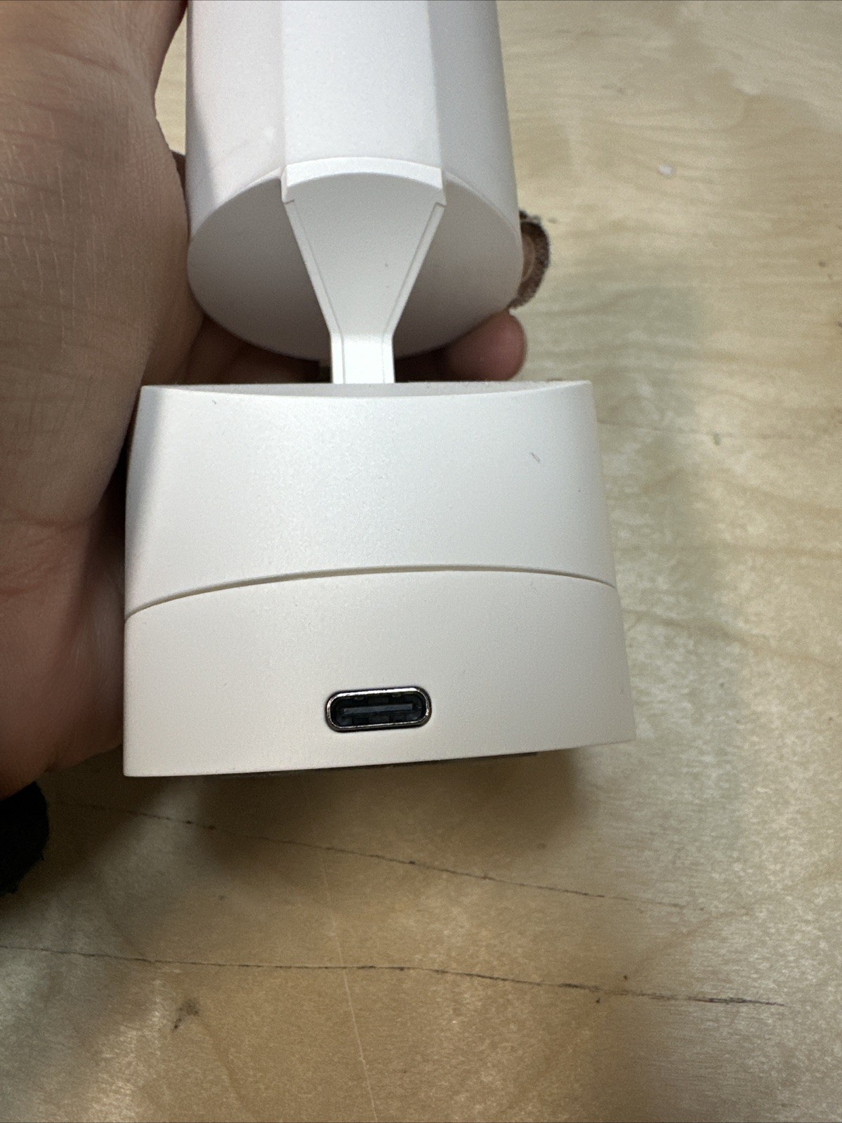 Ring 5F93F2 White Compact Pan-Tilt Indoor Security Surveillance Camera