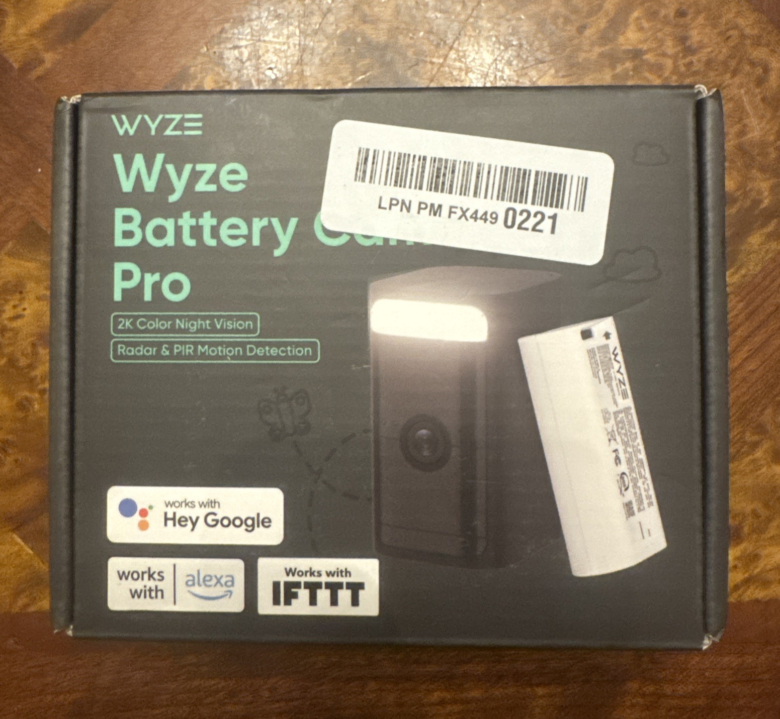 Wyze Battery Cam Pro 2k HDR Wireless Outdoor-Indoor Security Camera Black – New!