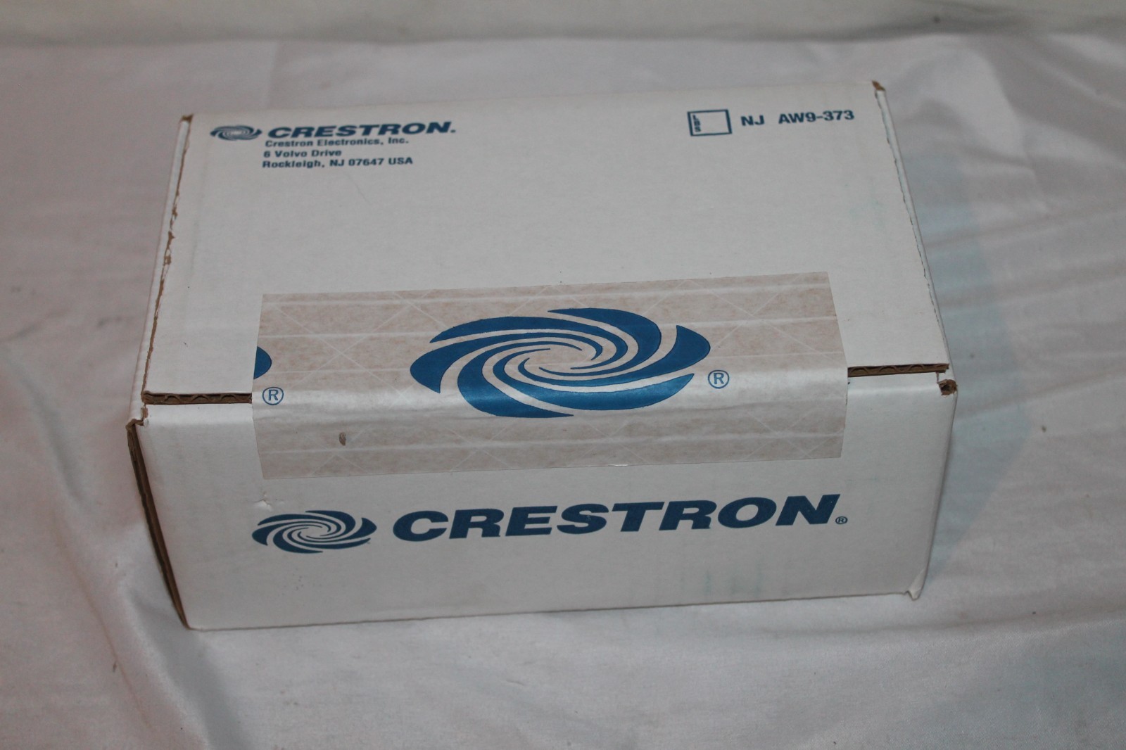 Crestron DIN-BLOCK 6501750 DIN Rail 12-Port Cresnet Distribution Block New