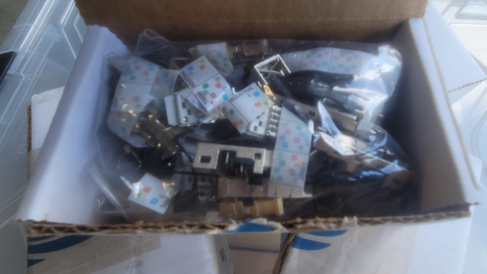 DM-CONN-20 – Crestron – 20 Pack – DigitalMedia Connectors for DM-CBL / ULTRA