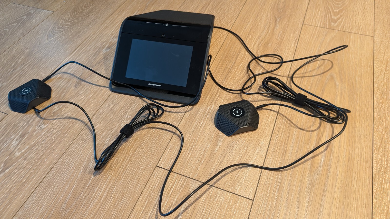 Crestron CCS-UC-1 Mercury Tabletop UC Video Conference Console