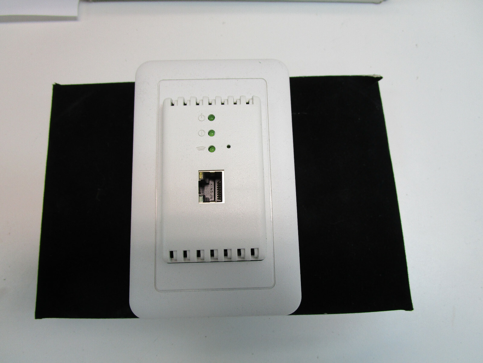In-Wall Wi-Fi, Data, and VoIP Device – HD Communications Corp. – HD24613