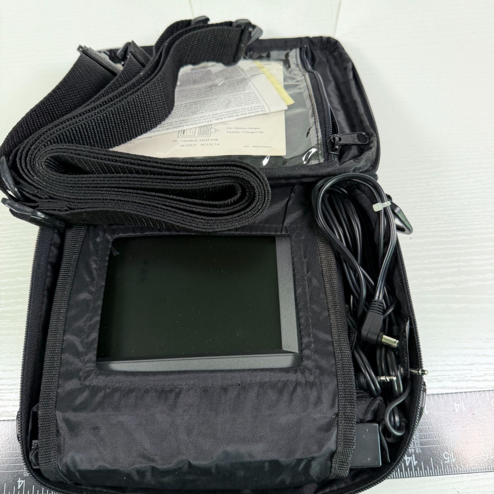 EverFocus EN220 LCD Color TFT 5.6″ Test Monitor Kit Carry Case