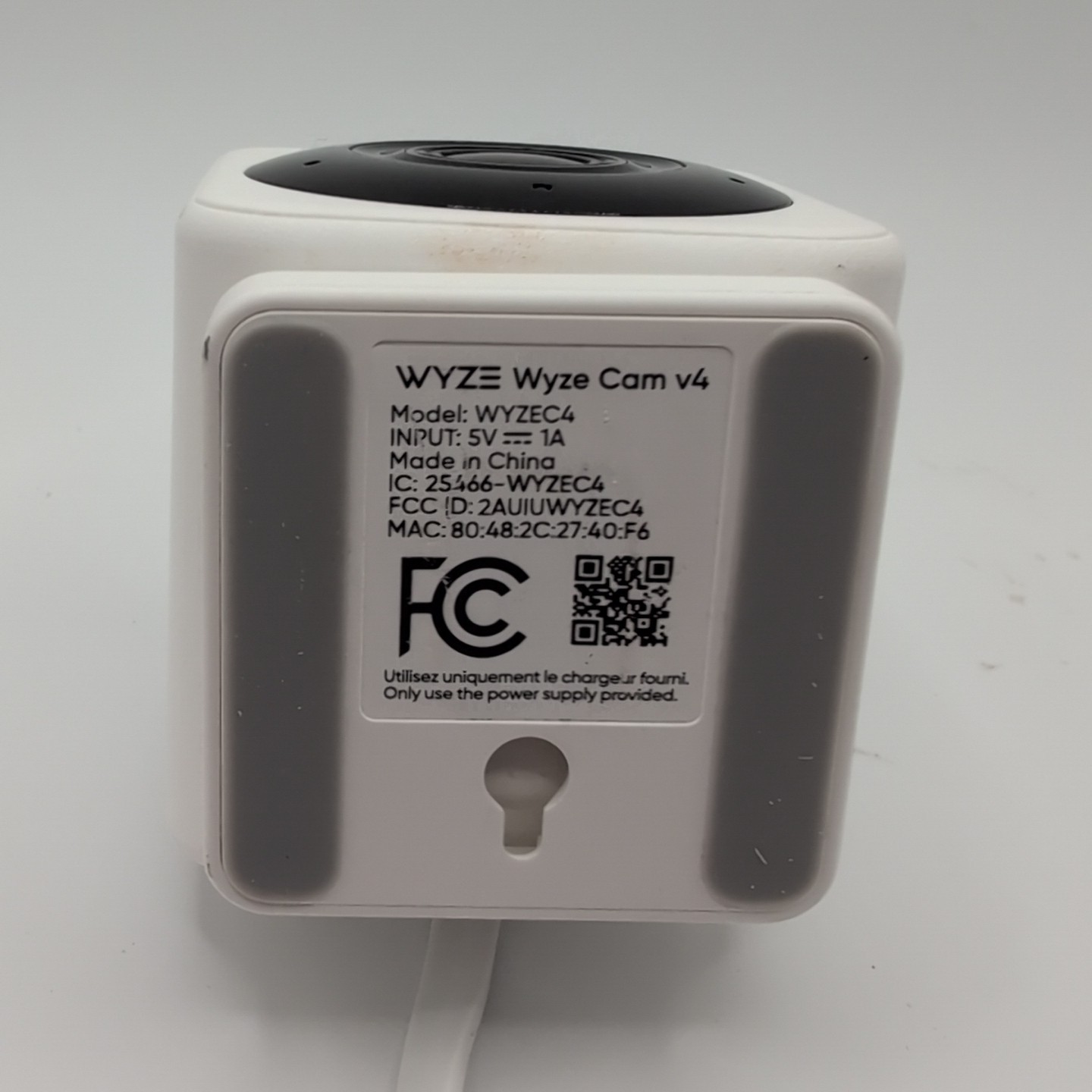 Wyze Cam v4 Smart Home Security Camera, 2.5K QHD, Enhanced Color Night Vision