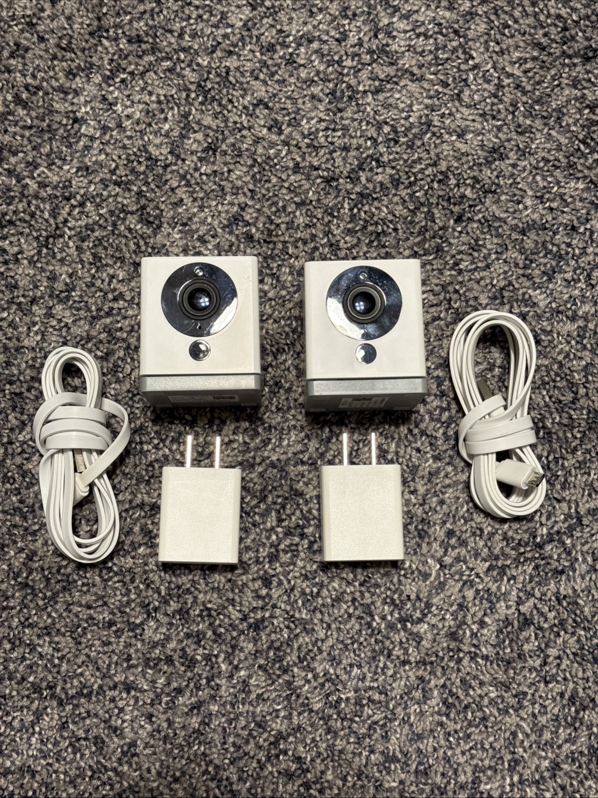 2 Wyze Cam v2 WHITE Lot 2 1080p HD Smart Home Camera Night Vision