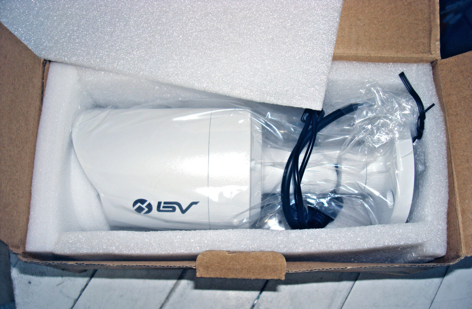 BV Tech CA-CVI-720p-W Indoor / Outdoor Security Camera