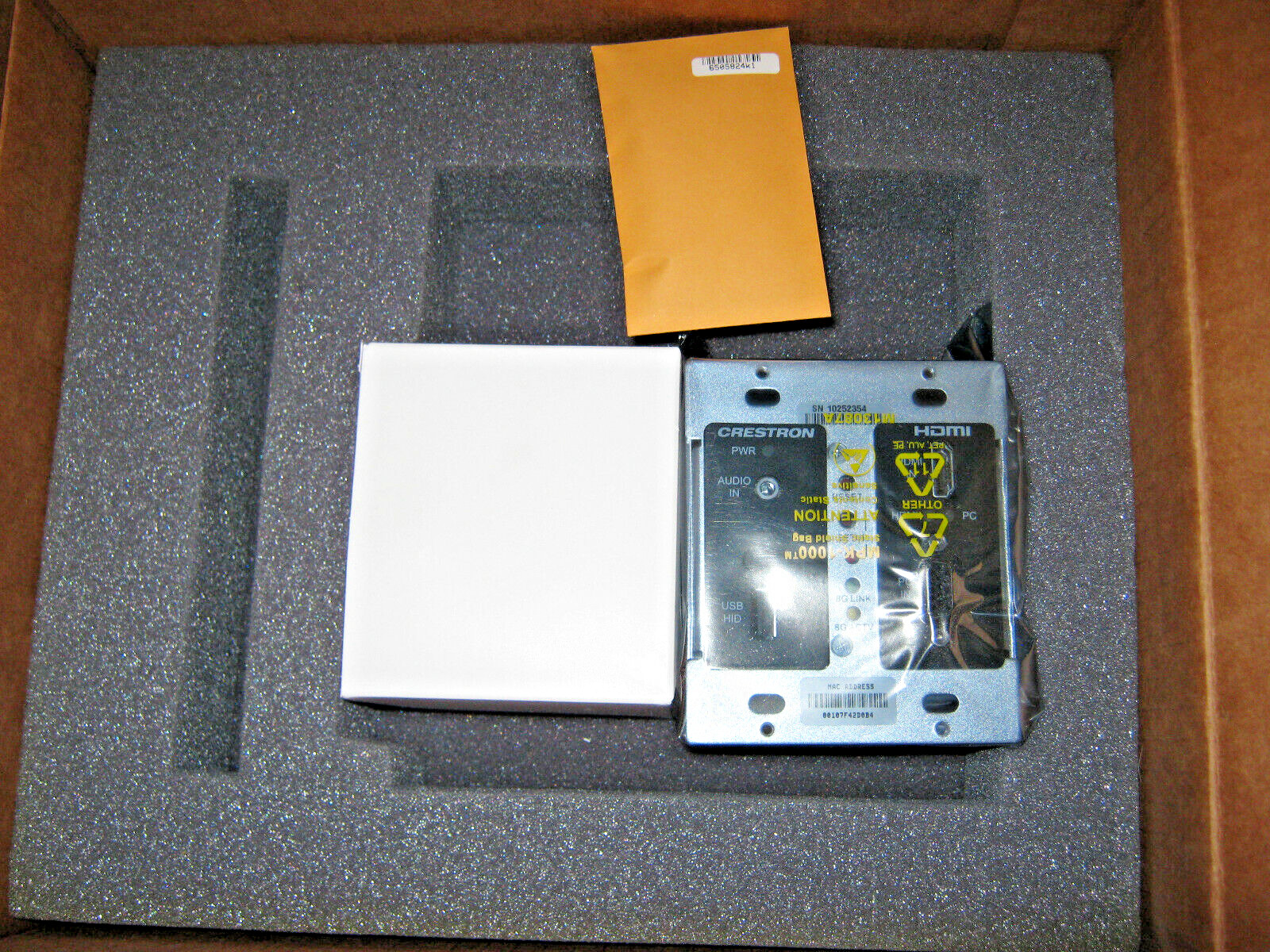 CRESTRON DM-TX-200-C-2G-B-T WALL PLATE DIGITALMEDIA 8G TRANSMITTER 200