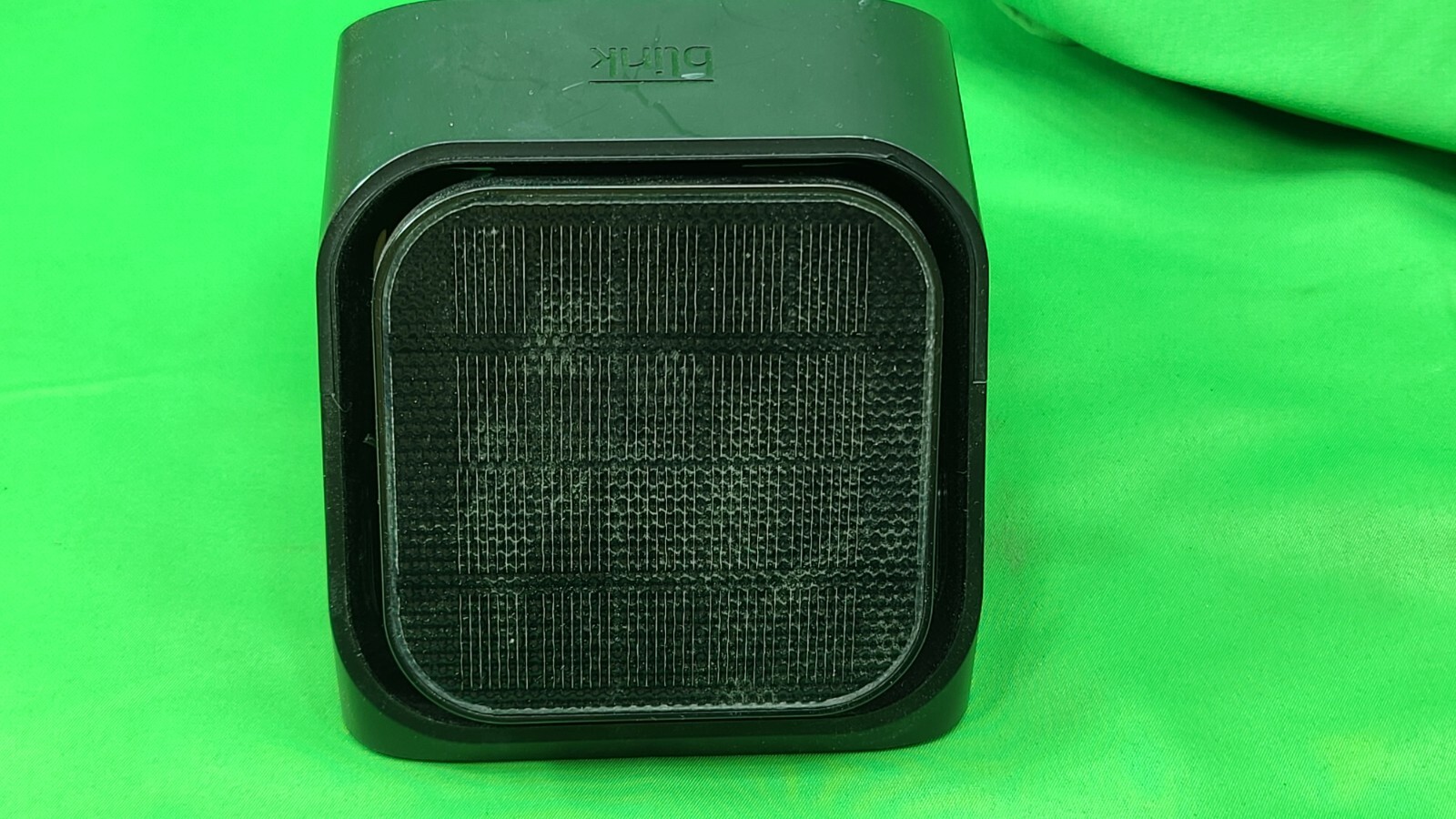 Blink Solar Panel Charging Mount Model BAC044500U Color Black