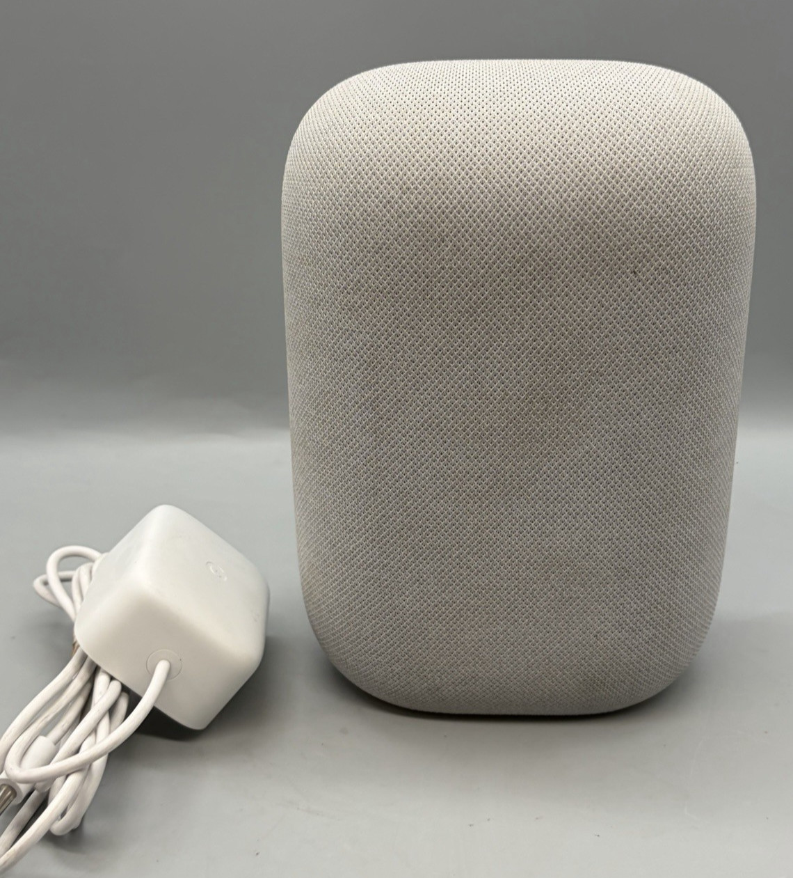 Google Nest Audio Smart Speaker – Chalk
